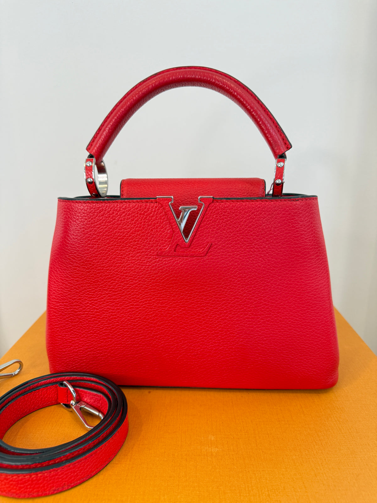 Louis Vuitton Capucines BB