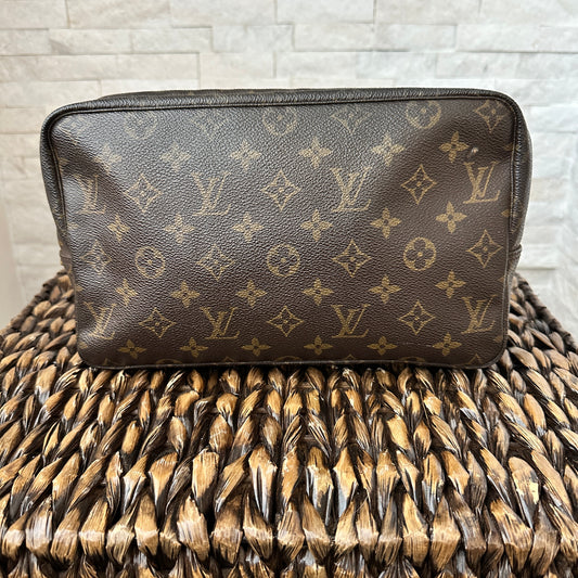 Louis Vuitton Trousse 28