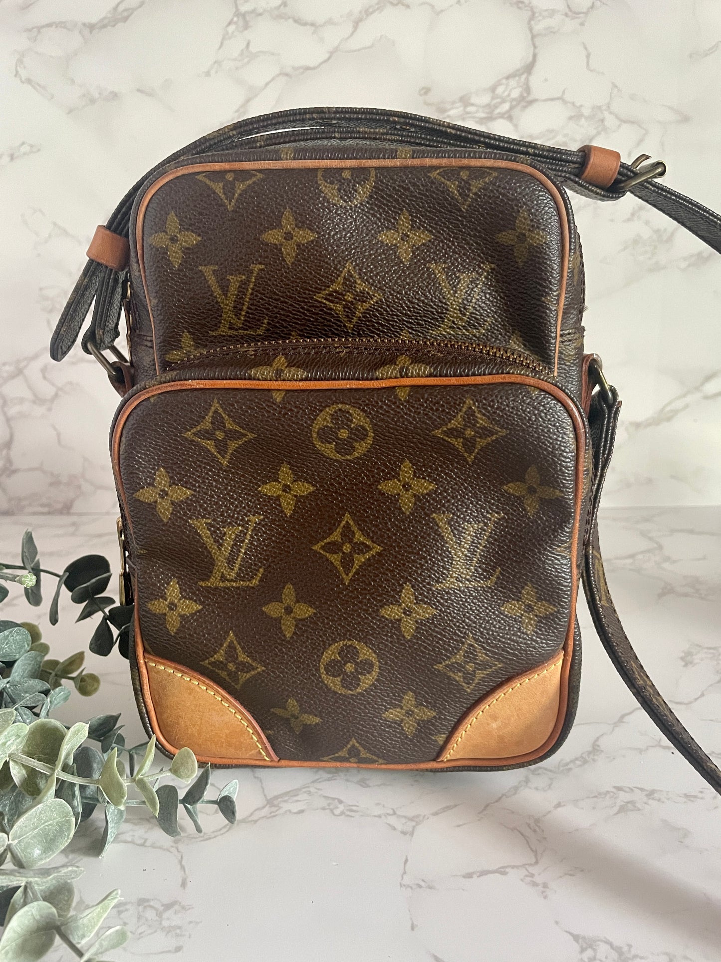 Louis Vuitton Amazon Crossbody Unisex