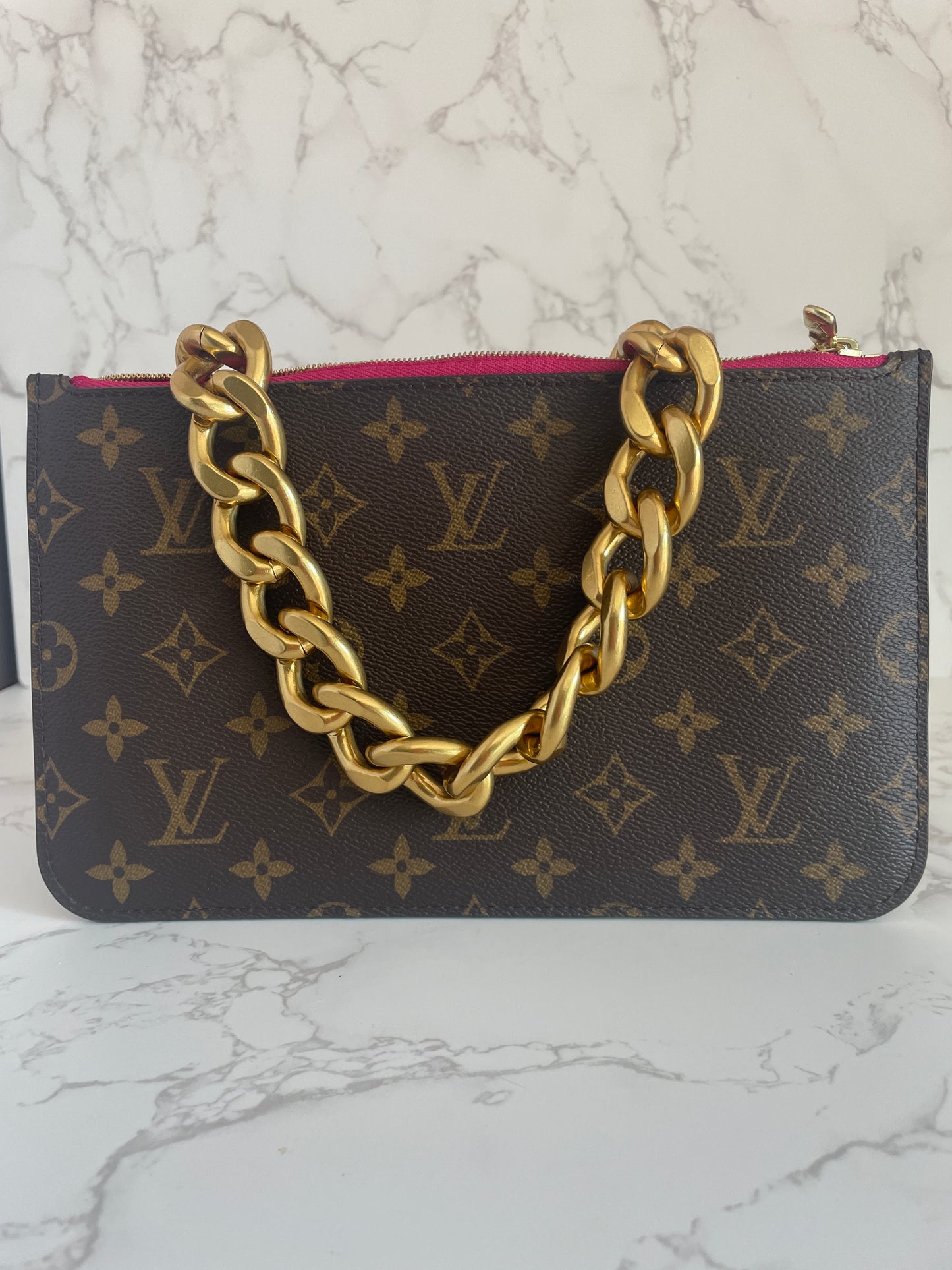 LOUIS VUITTON NEVERFULL GM POUCH