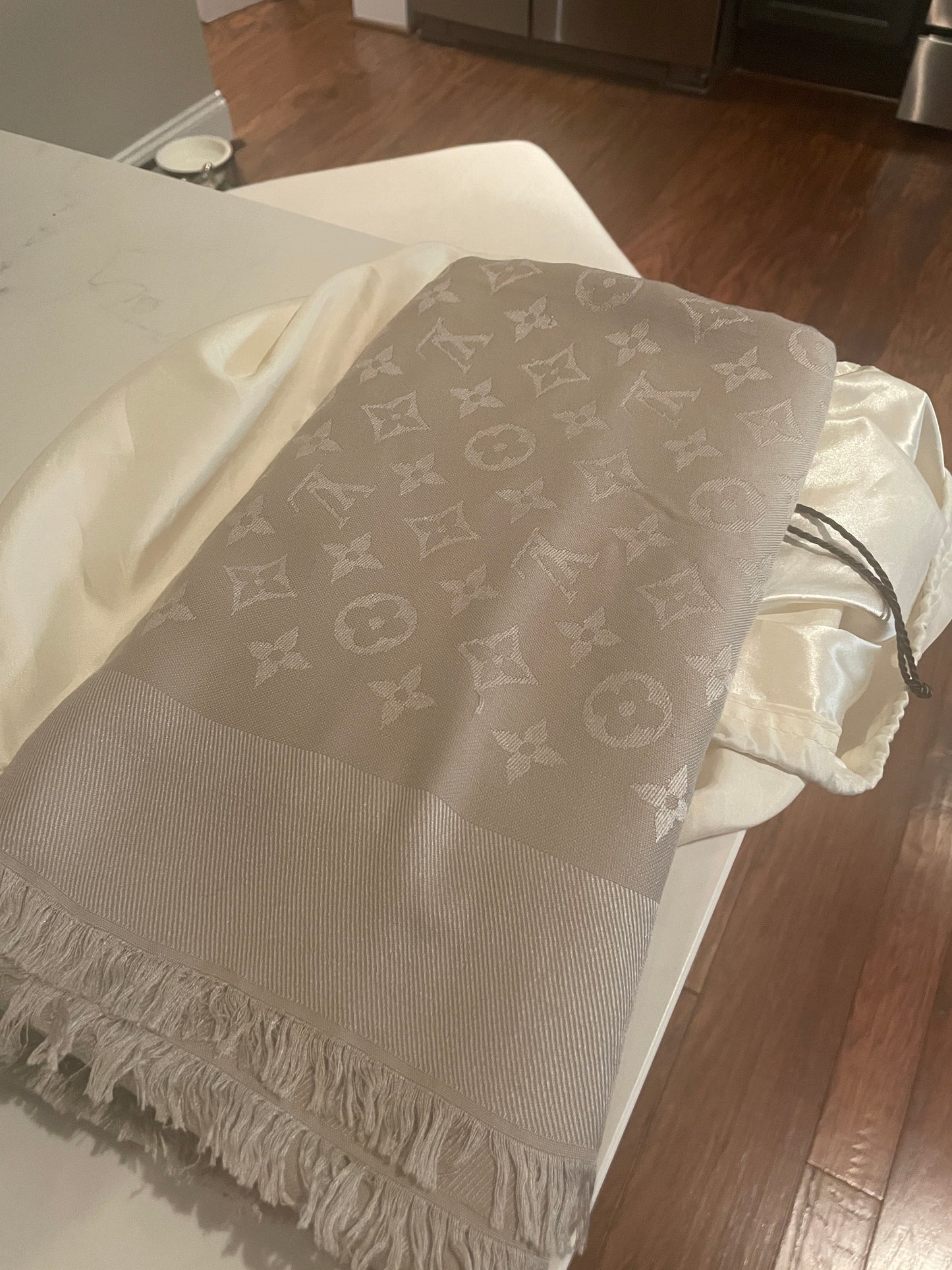 LOUIS VUITTON SILK SCARF