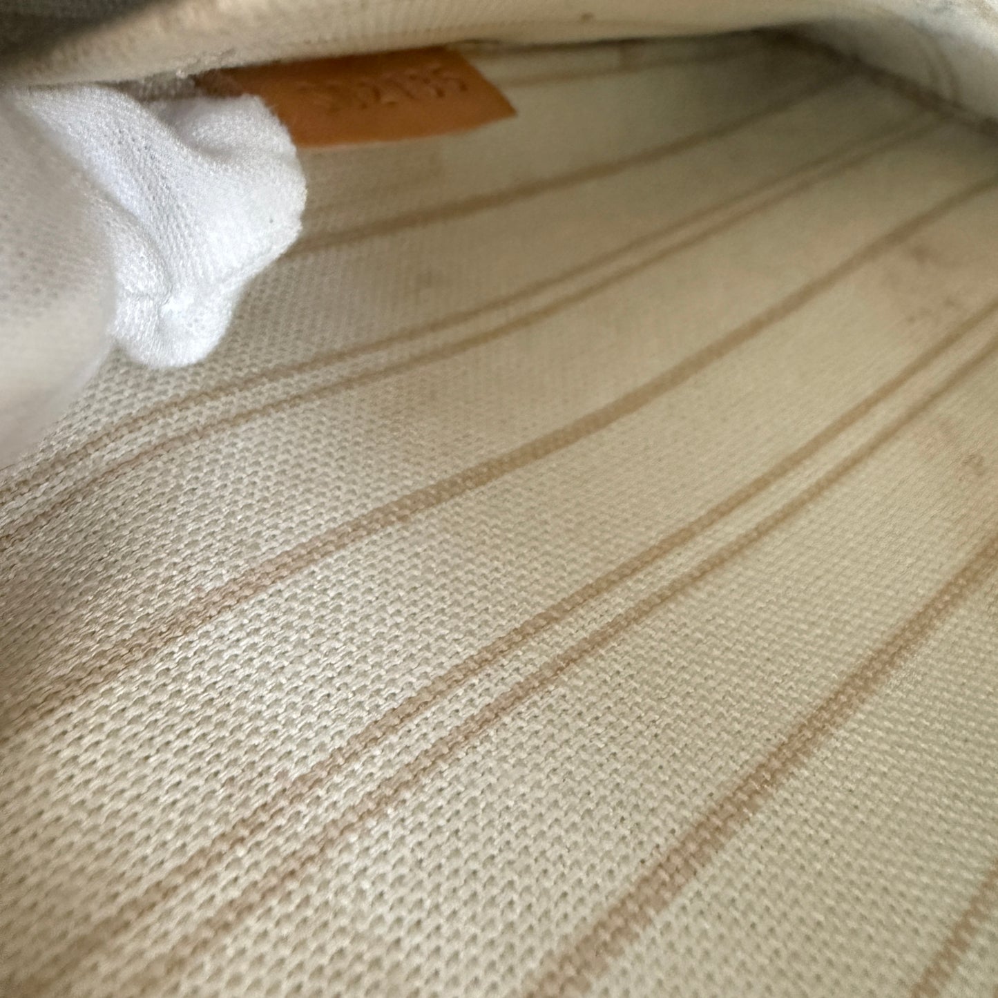Louis Vuitton Neverfull MM Pouch