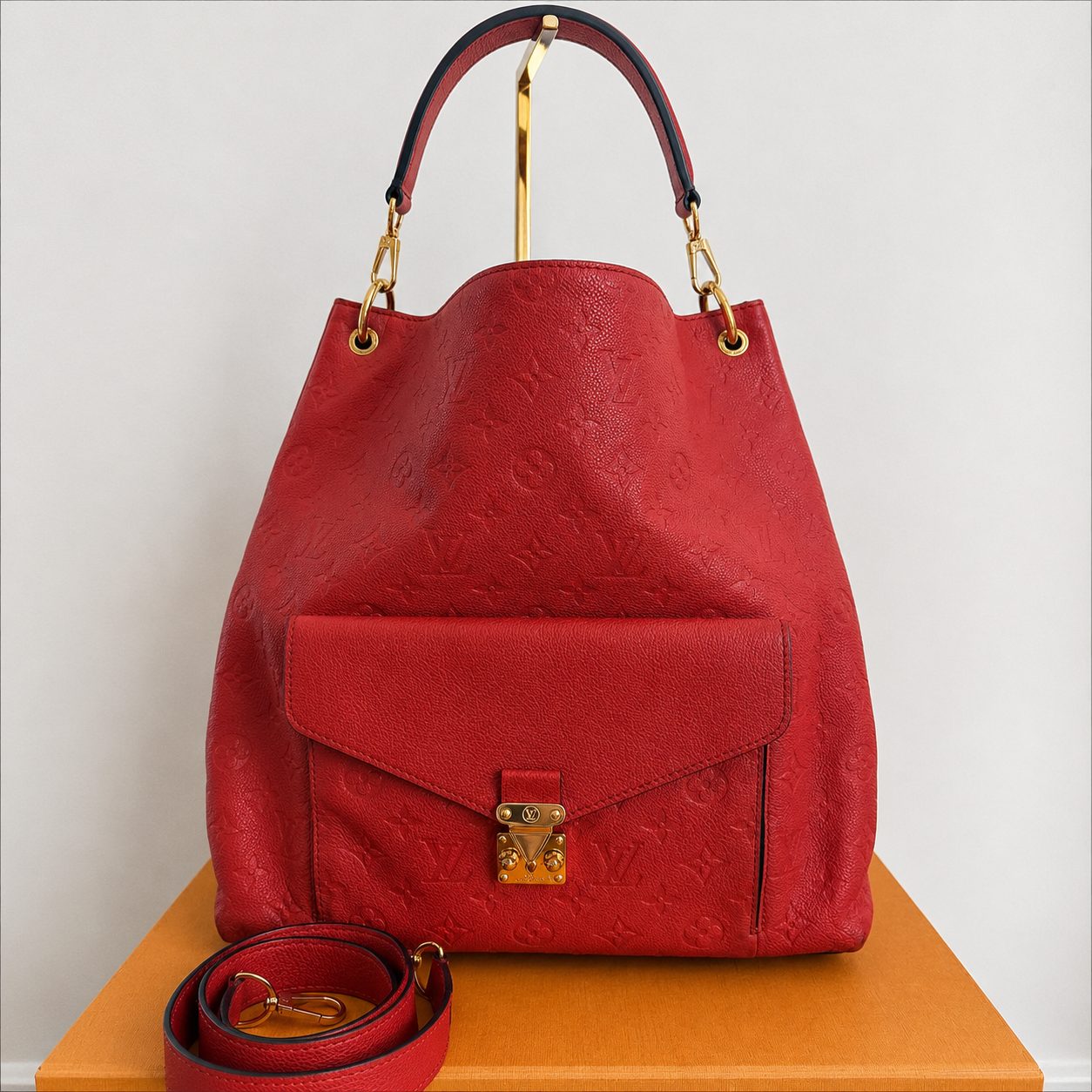 Louis Vuitton Metis Hobo