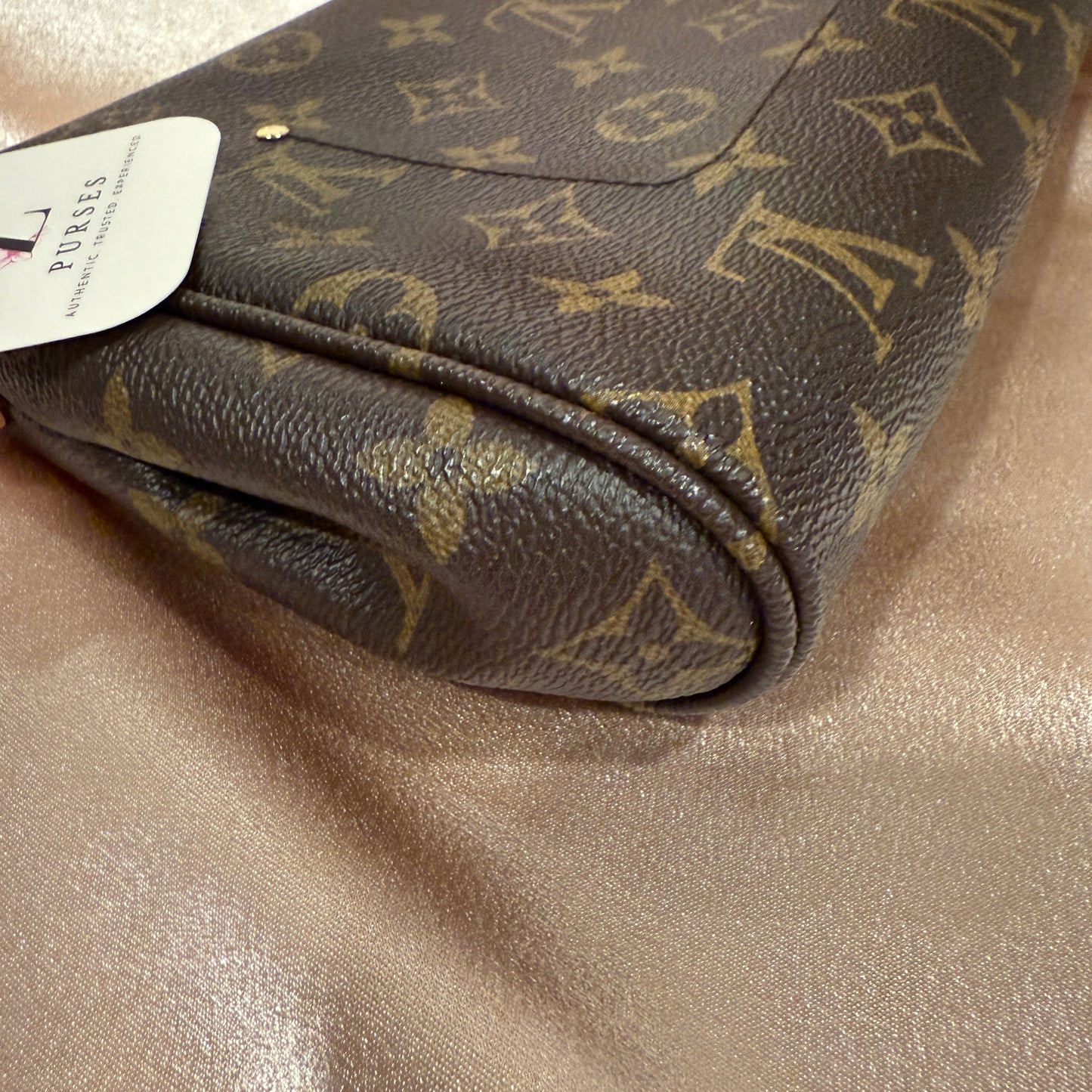 Louis Vuitton Favorite MM