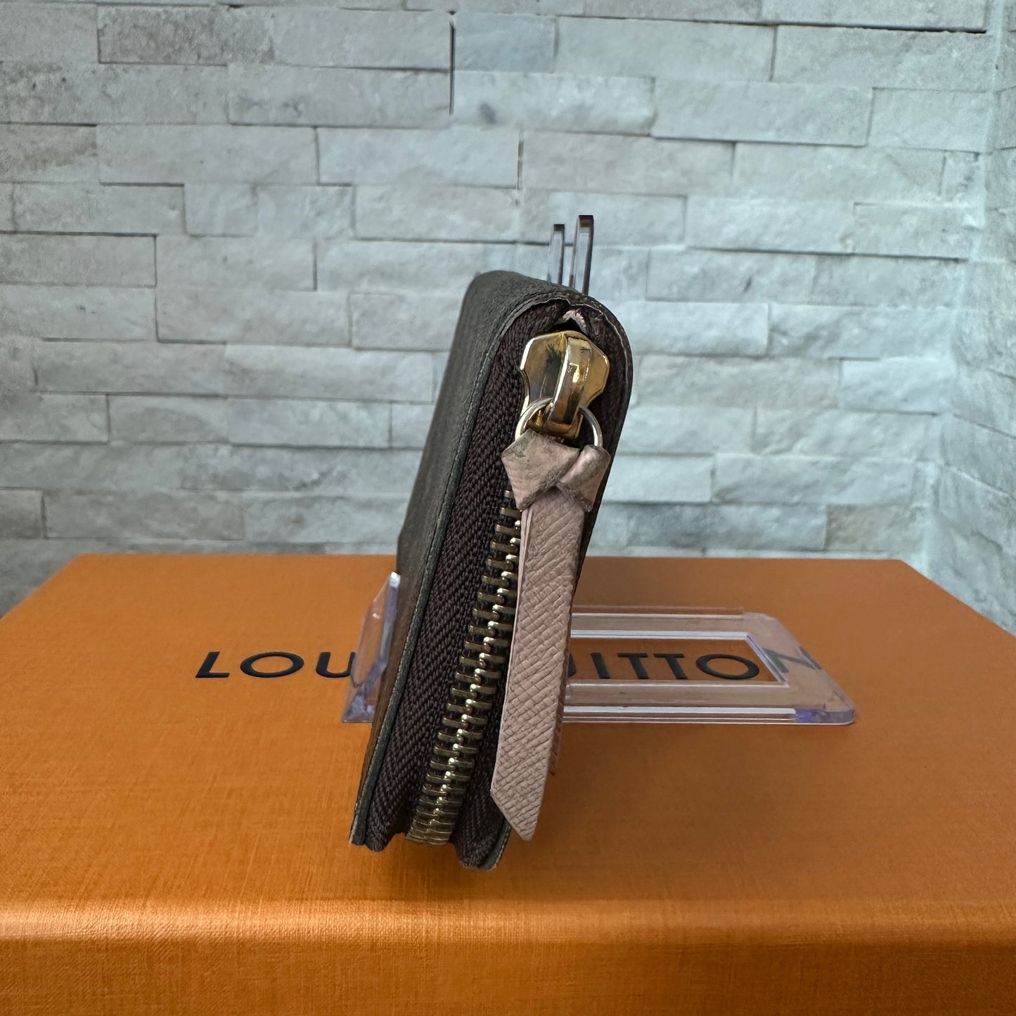 Louis Vuitton Zippy Wallet