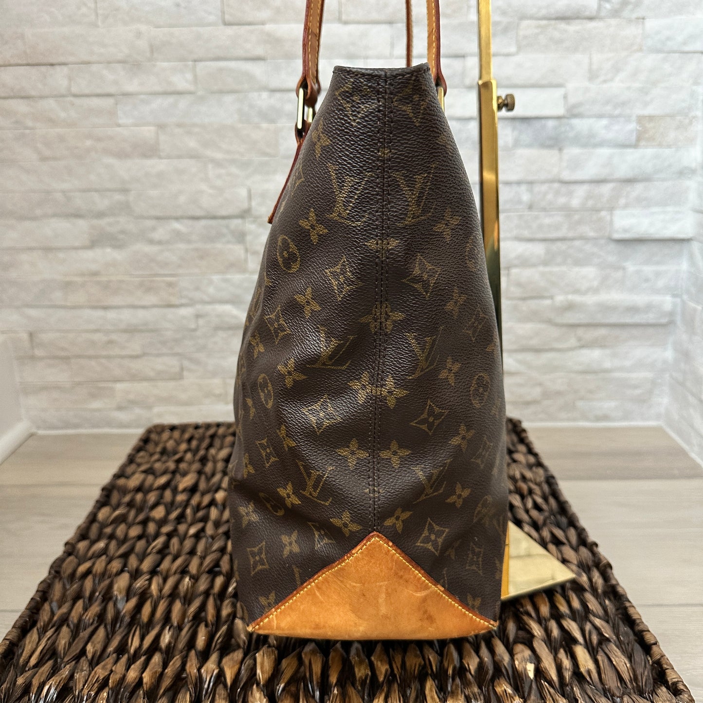 Louis Vuitton Cabas Mezzo