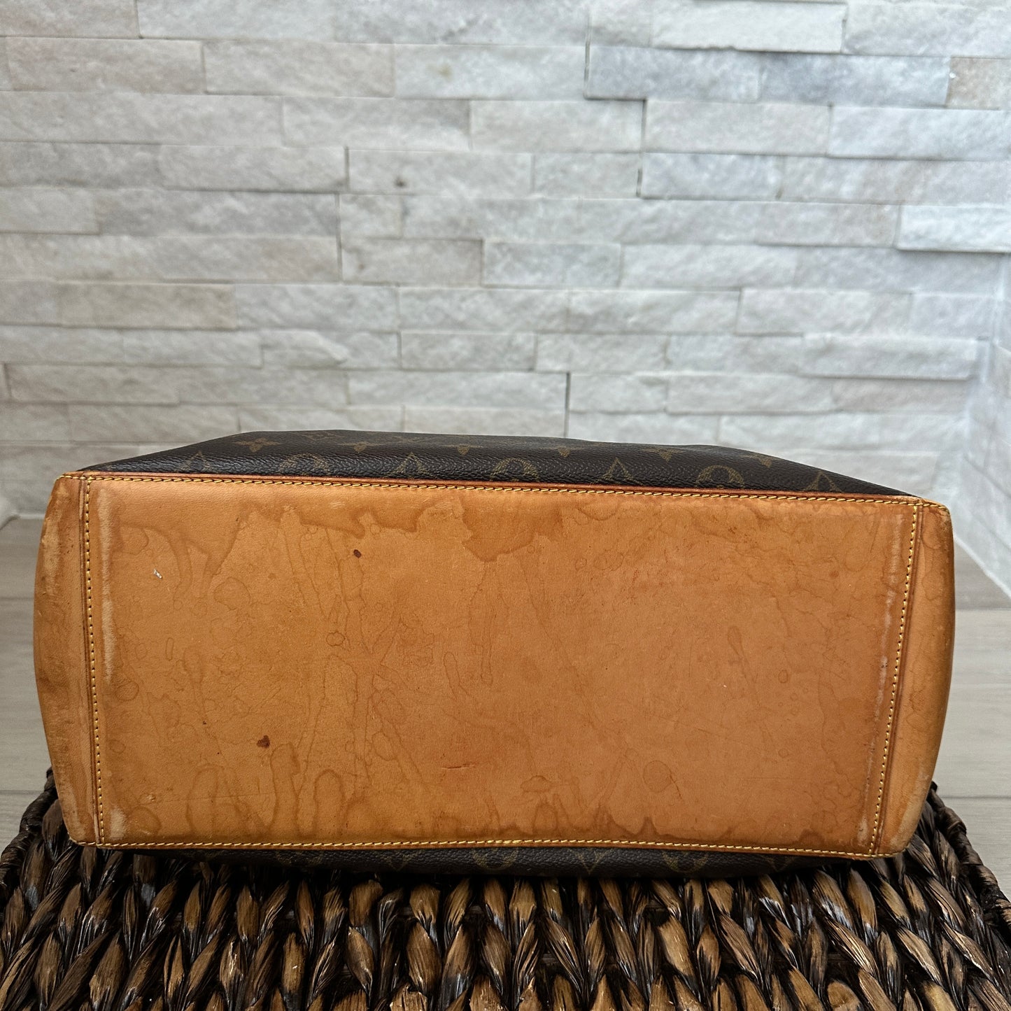 Louis Vuitton Cabas Mezzo