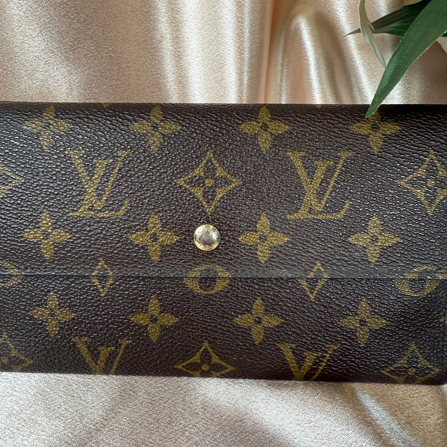 Louis Vuitton International Wallet