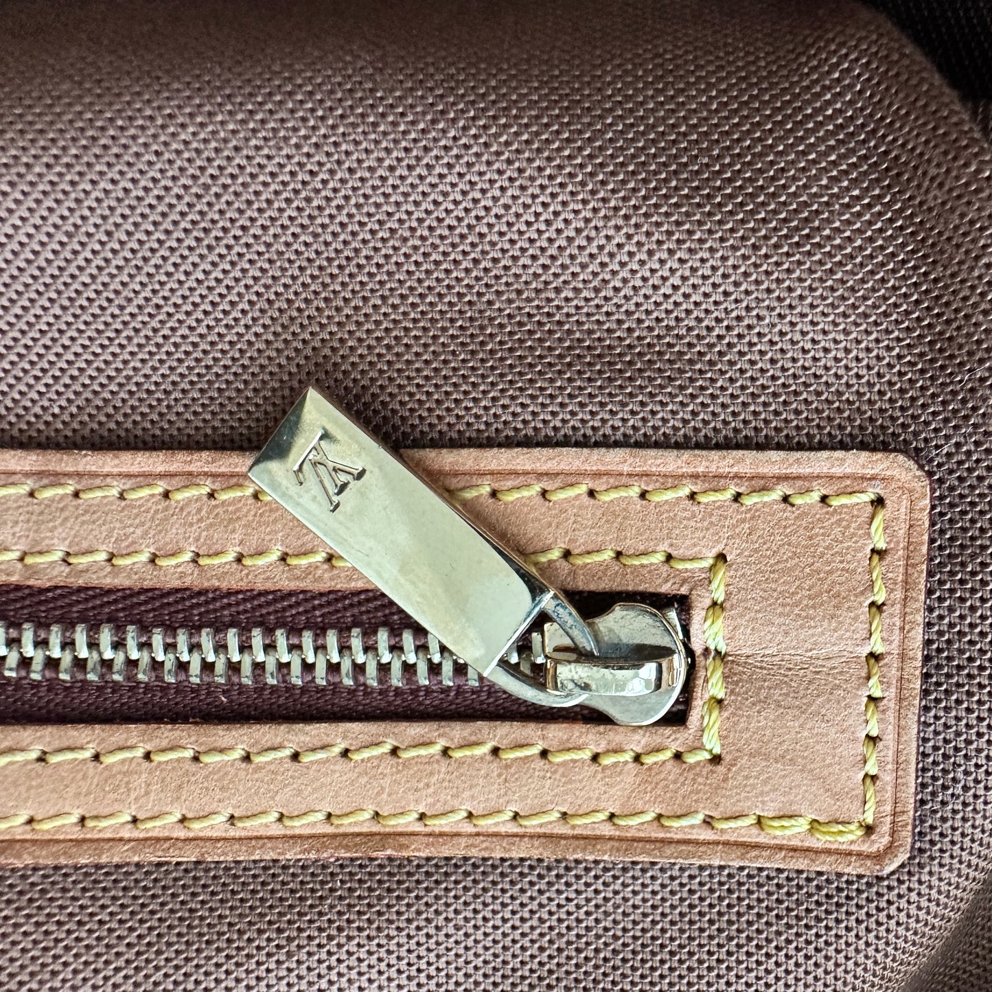 Louis Vuitton Cabas Mezzo