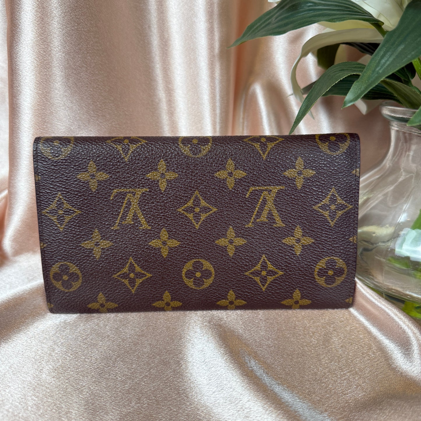 Louis Vuitton International Wallet