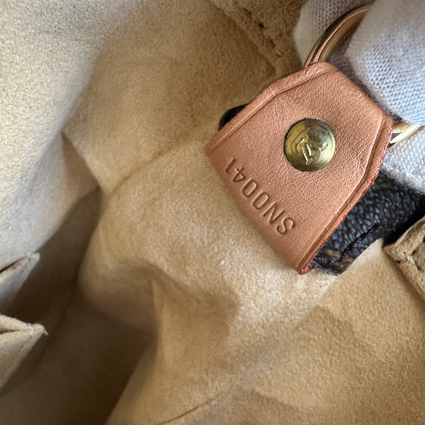 Louis Vuitton Looping