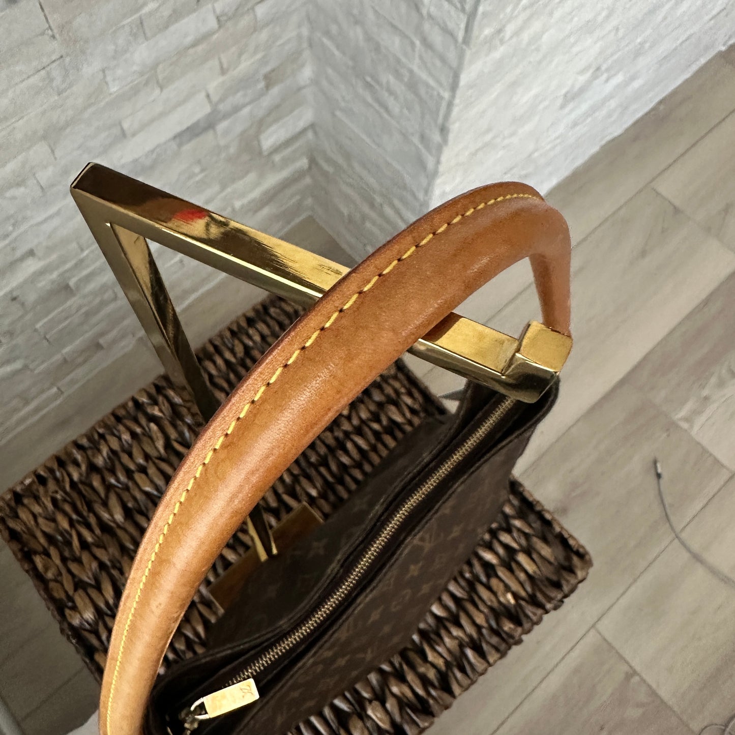 Louis Vuitton Looping