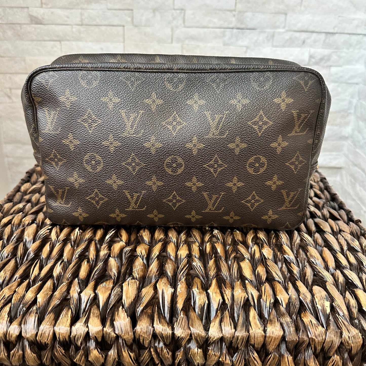 Louis Vuitton Trousse 28