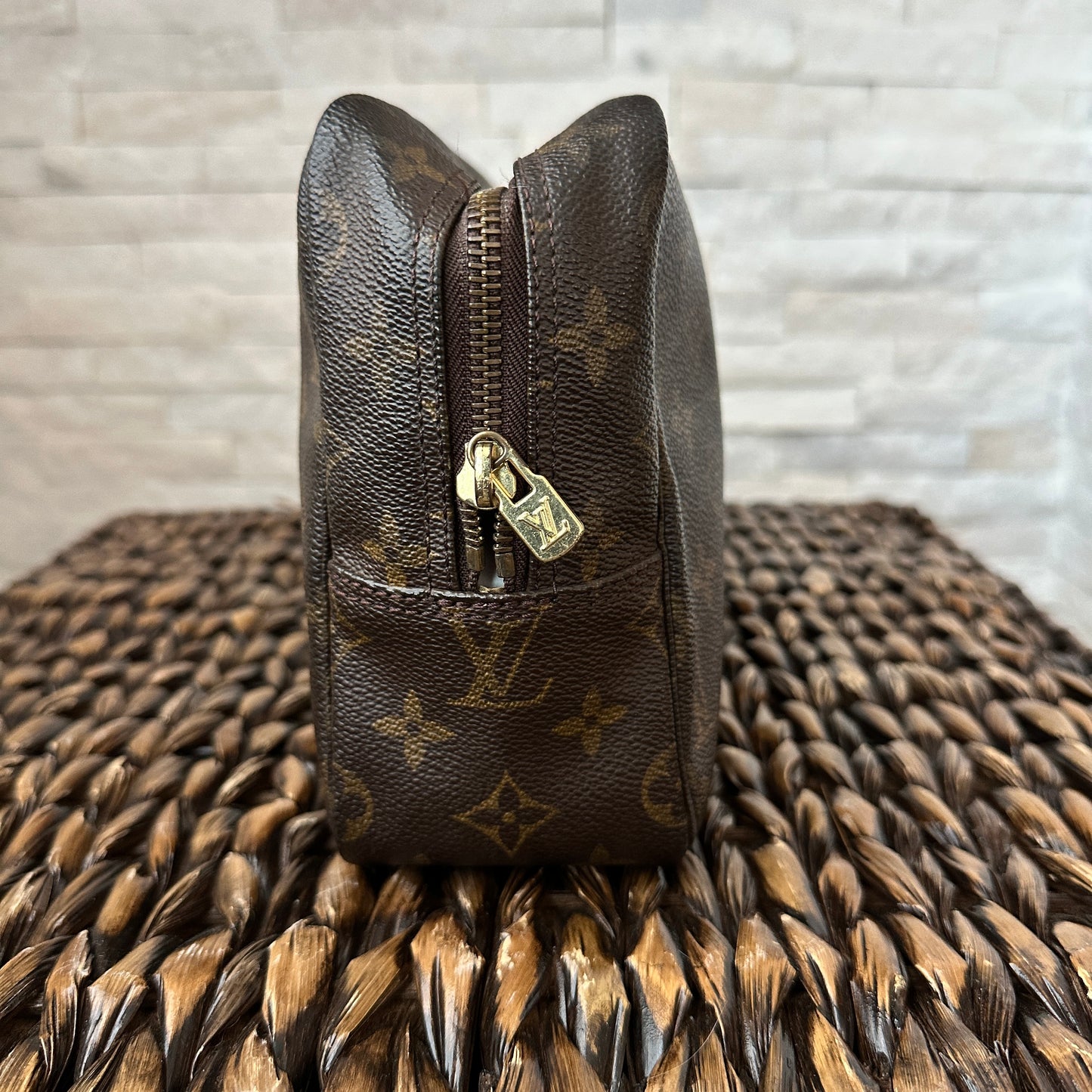 Louis Vuitton Trousse 28
