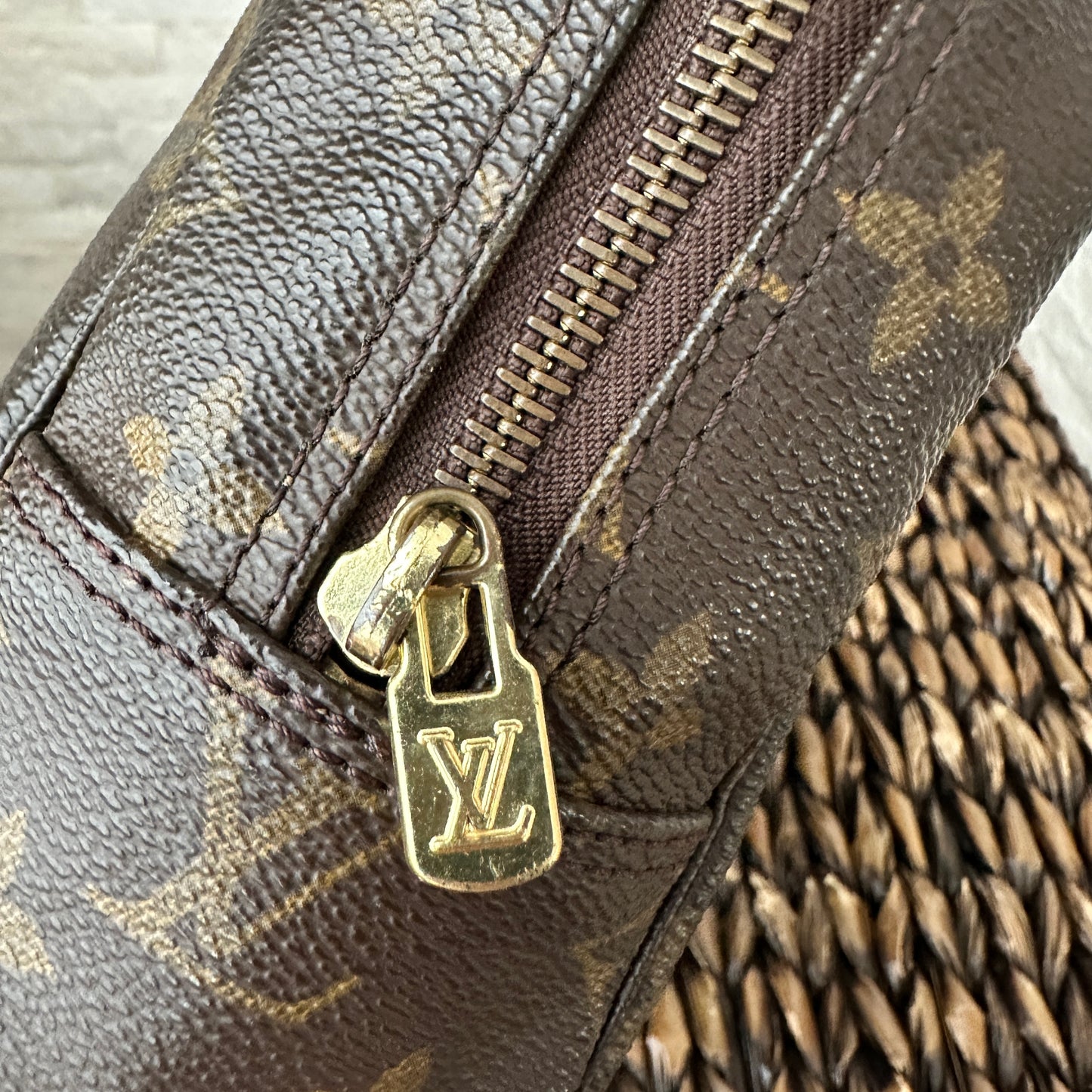Louis Vuitton Trousse 28