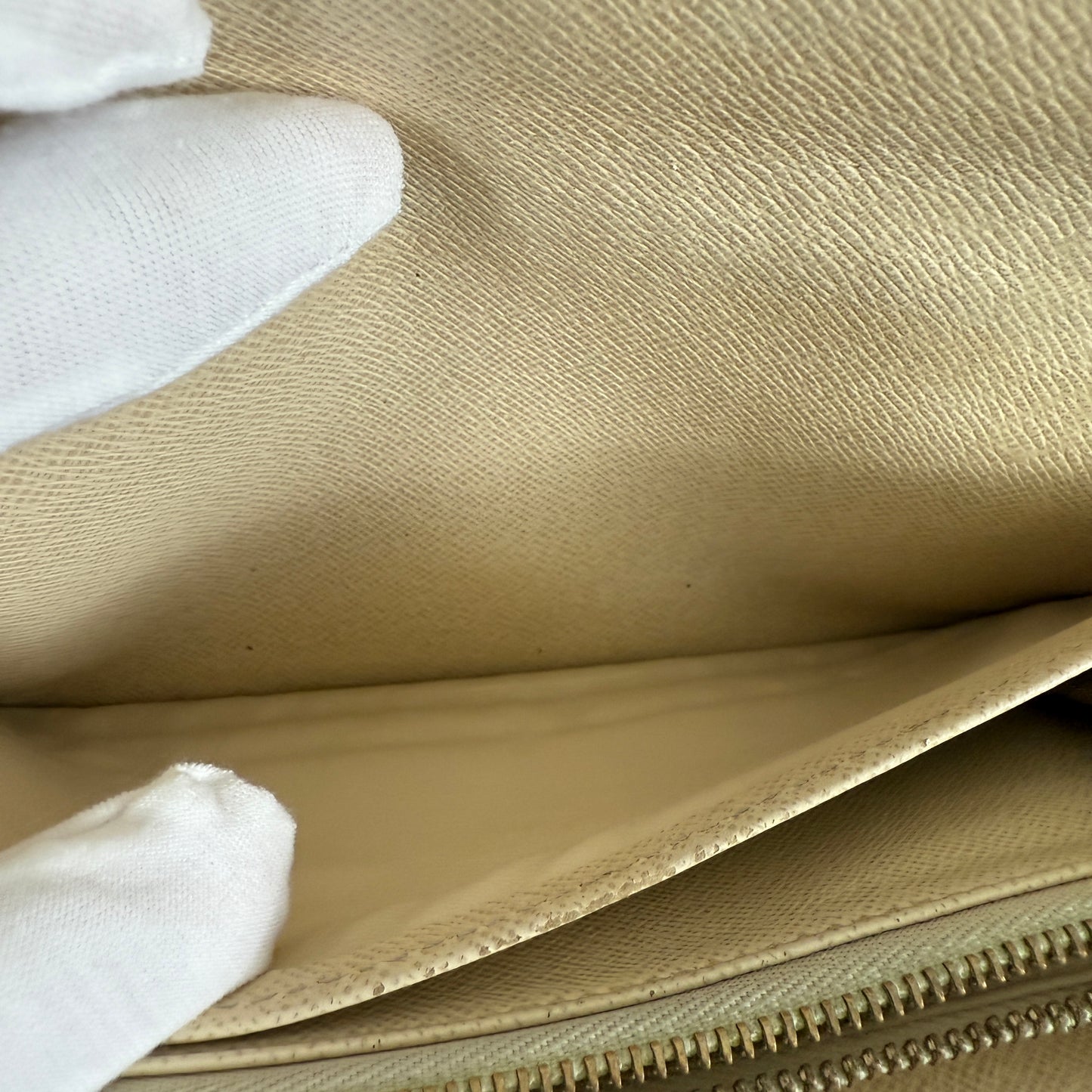 Louis Vuitton Sarah Wallet