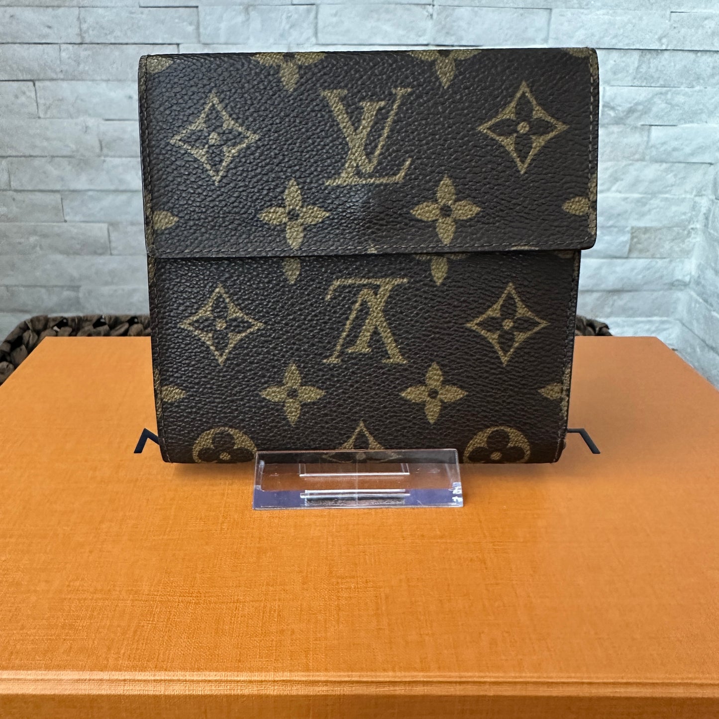 Louis Vuitton Elise Wallet