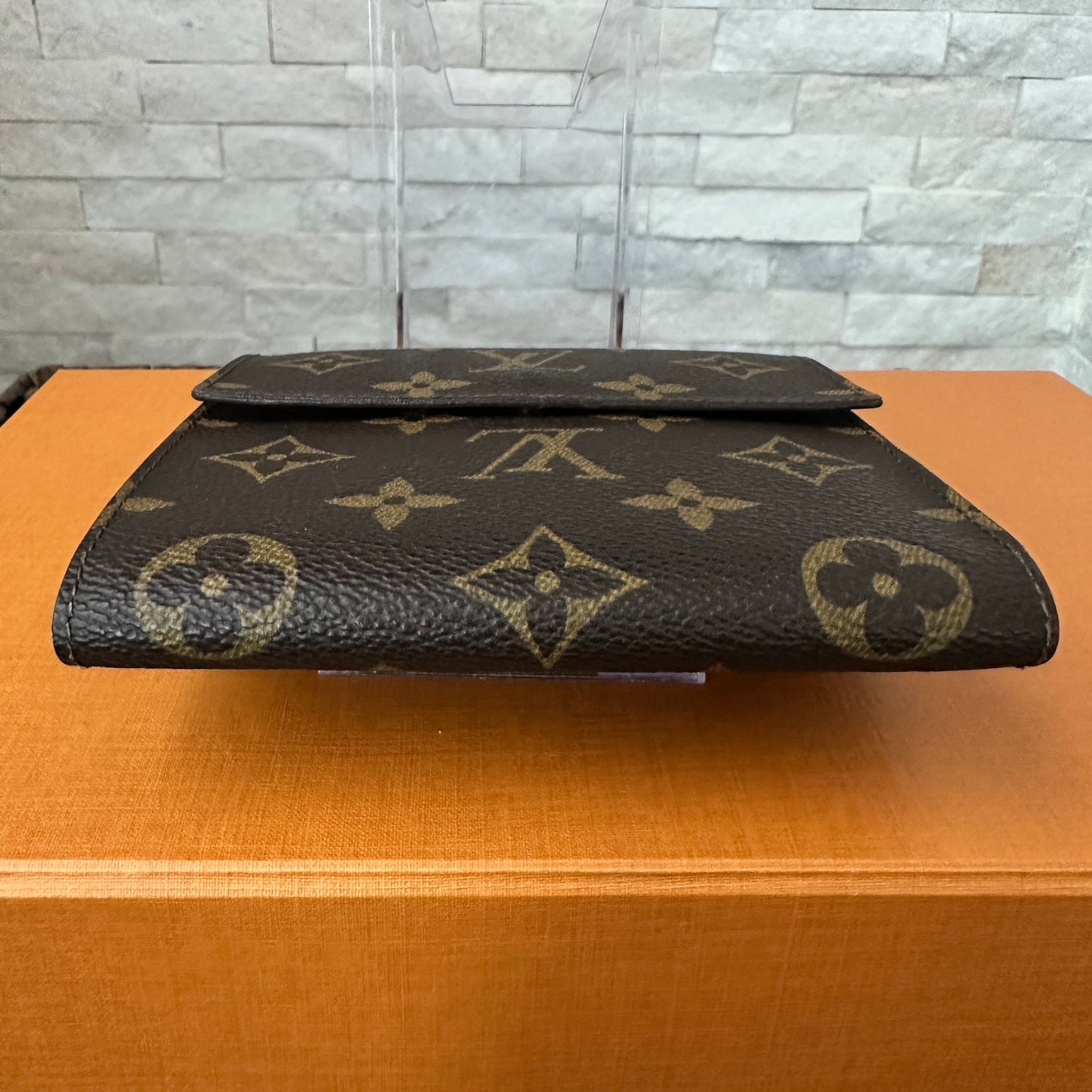 Louis Vuitton Elise Wallet