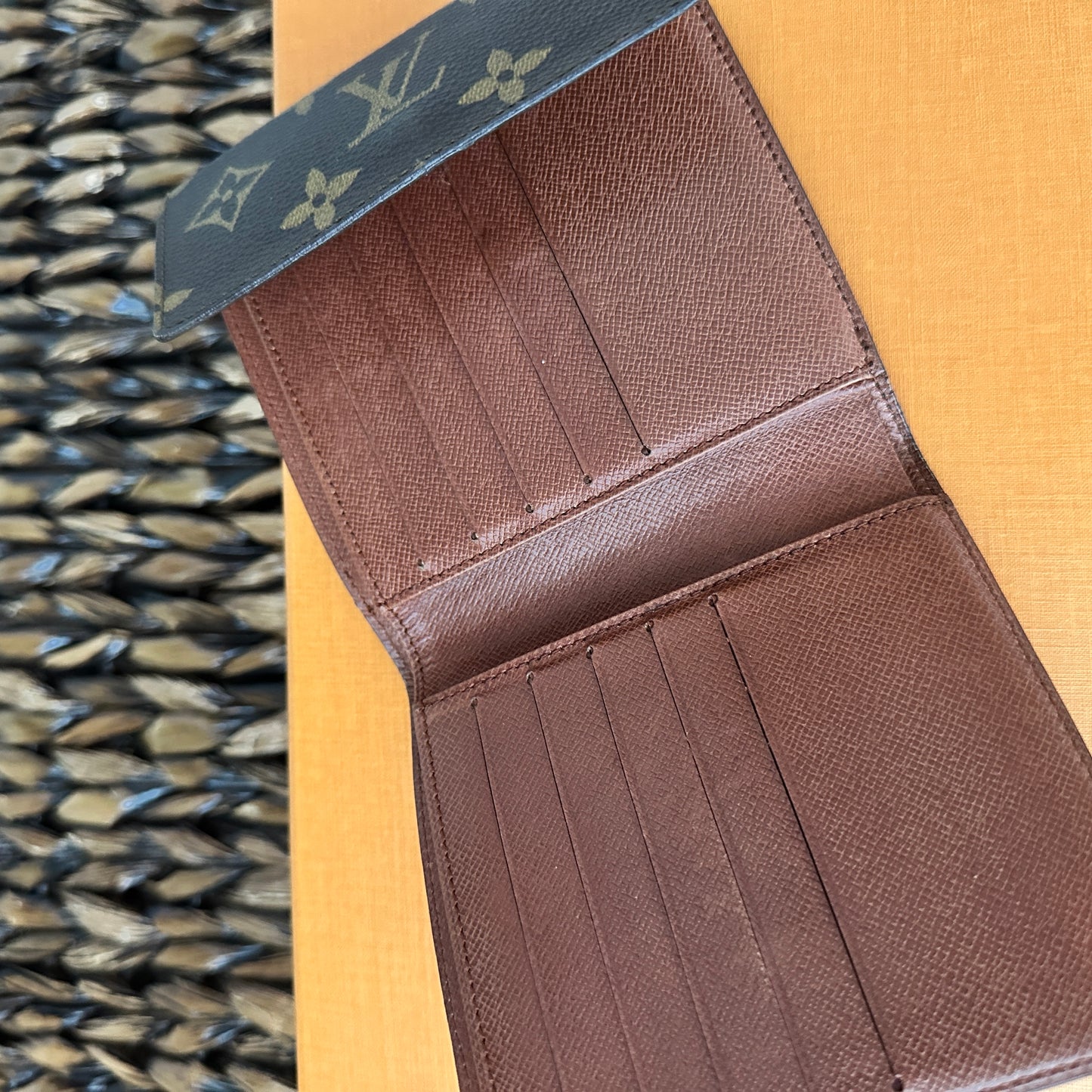 Louis Vuitton Elise Wallet