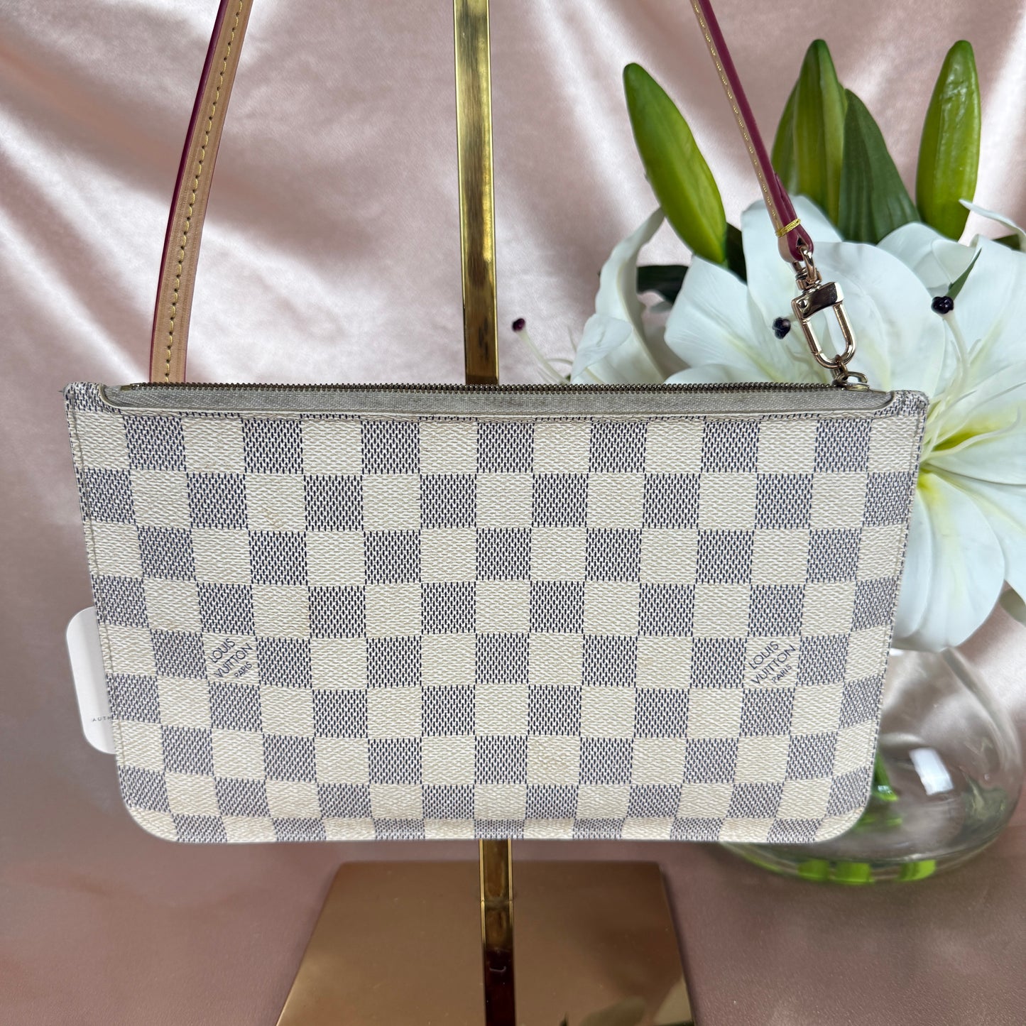 Louis Vuitton Neverfull MM Pouch