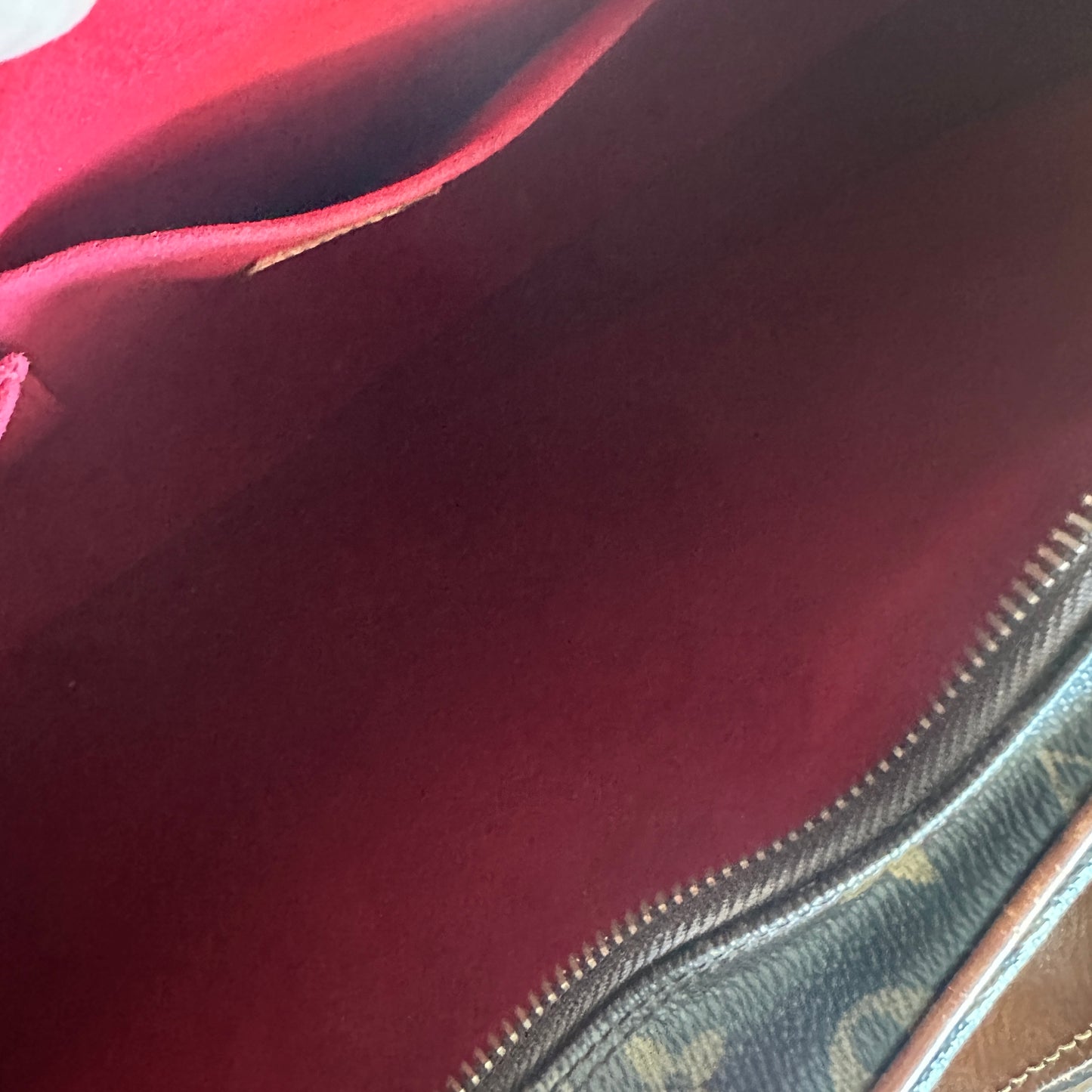 Louis Vuitton Croissant MM