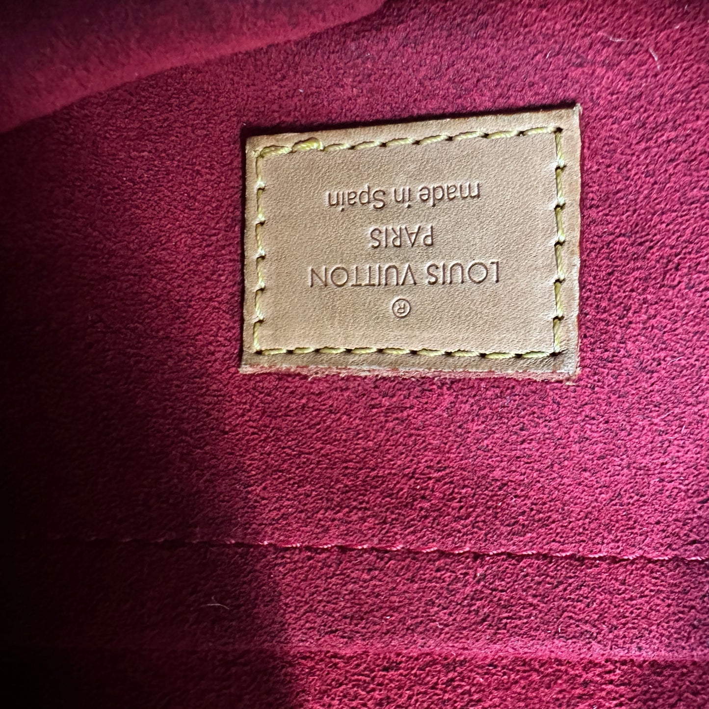 Louis Vuitton Croissant MM