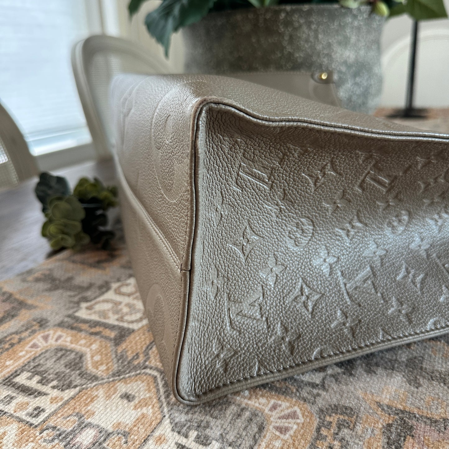 Louis Vuitton On The Go MM