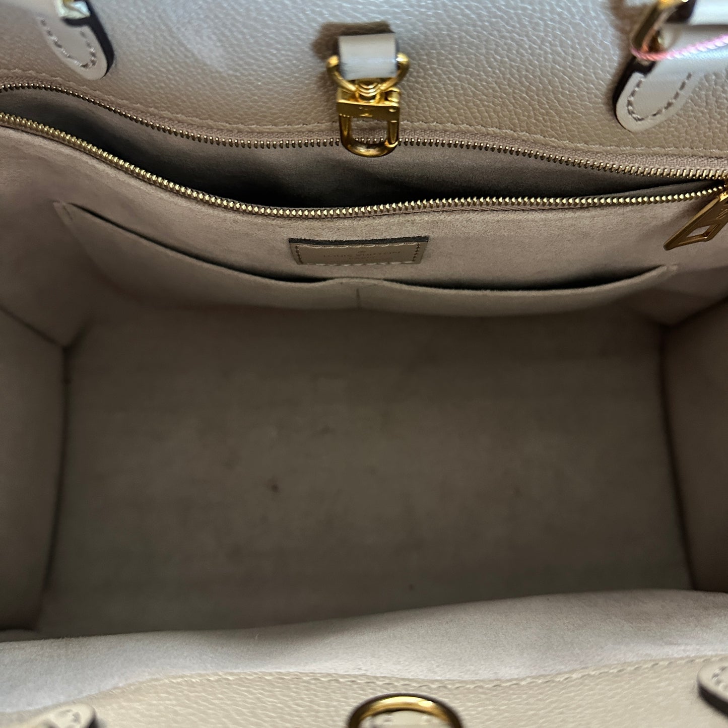 Louis Vuitton On The Go MM
