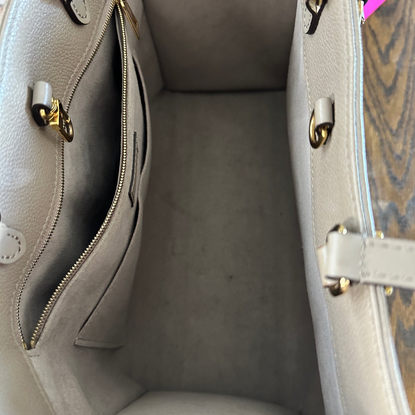 Louis Vuitton On The Go MM