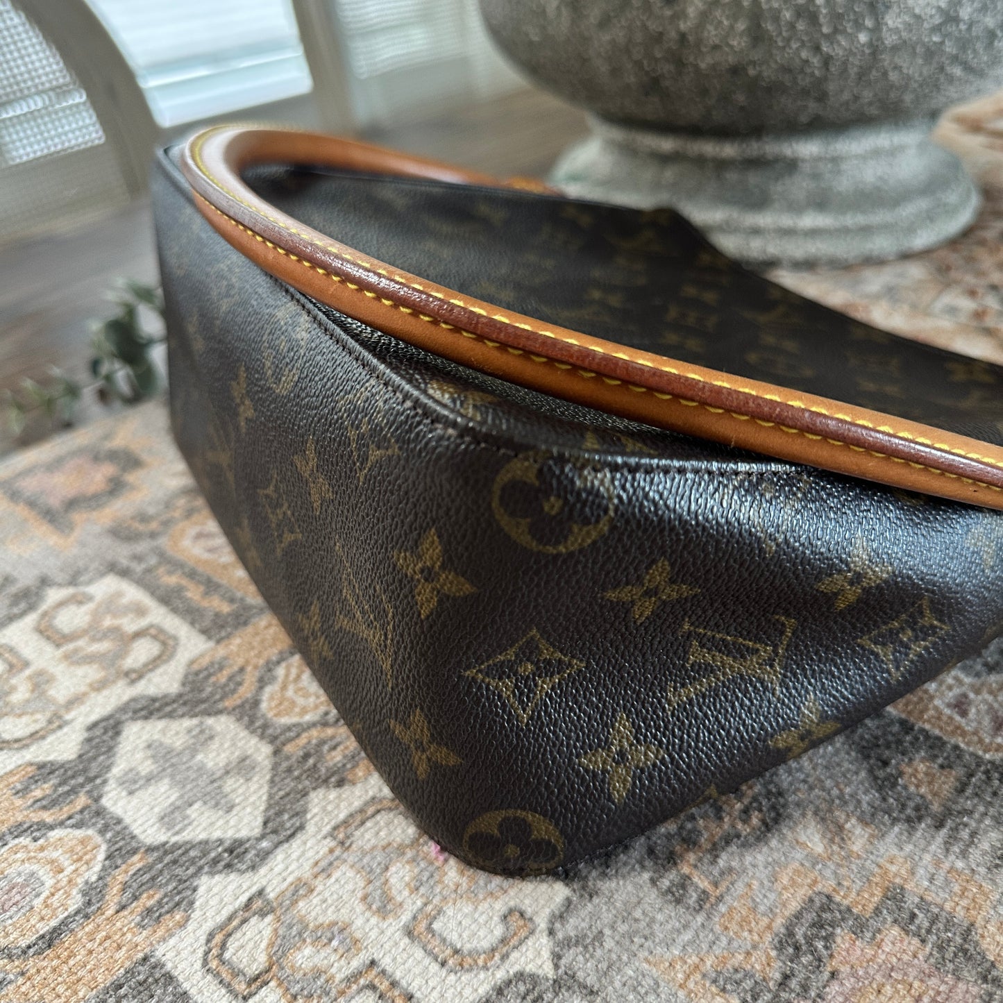 Louis Vuitton Looping