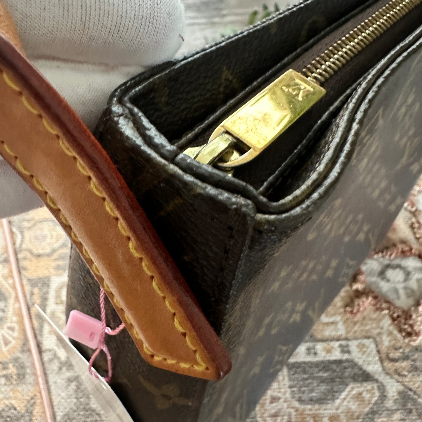 Louis Vuitton Looping