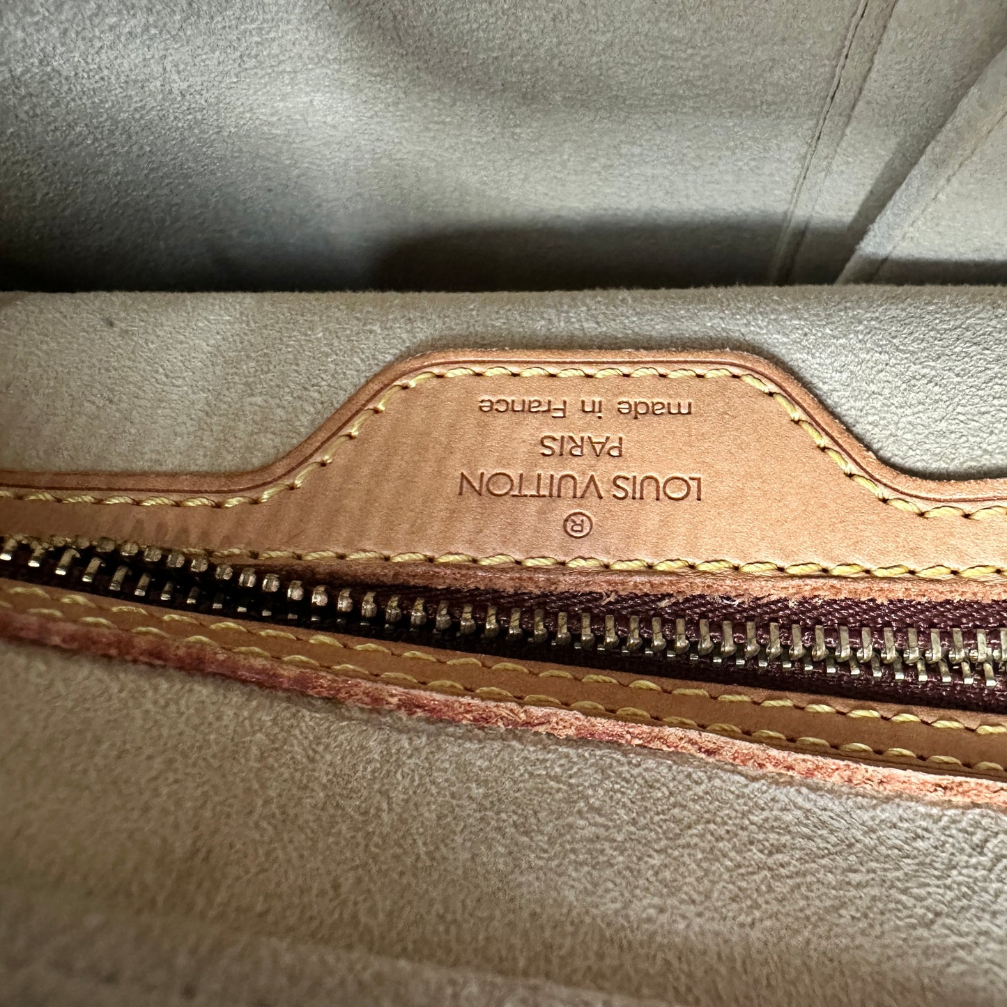 Louis Vuitton Looping