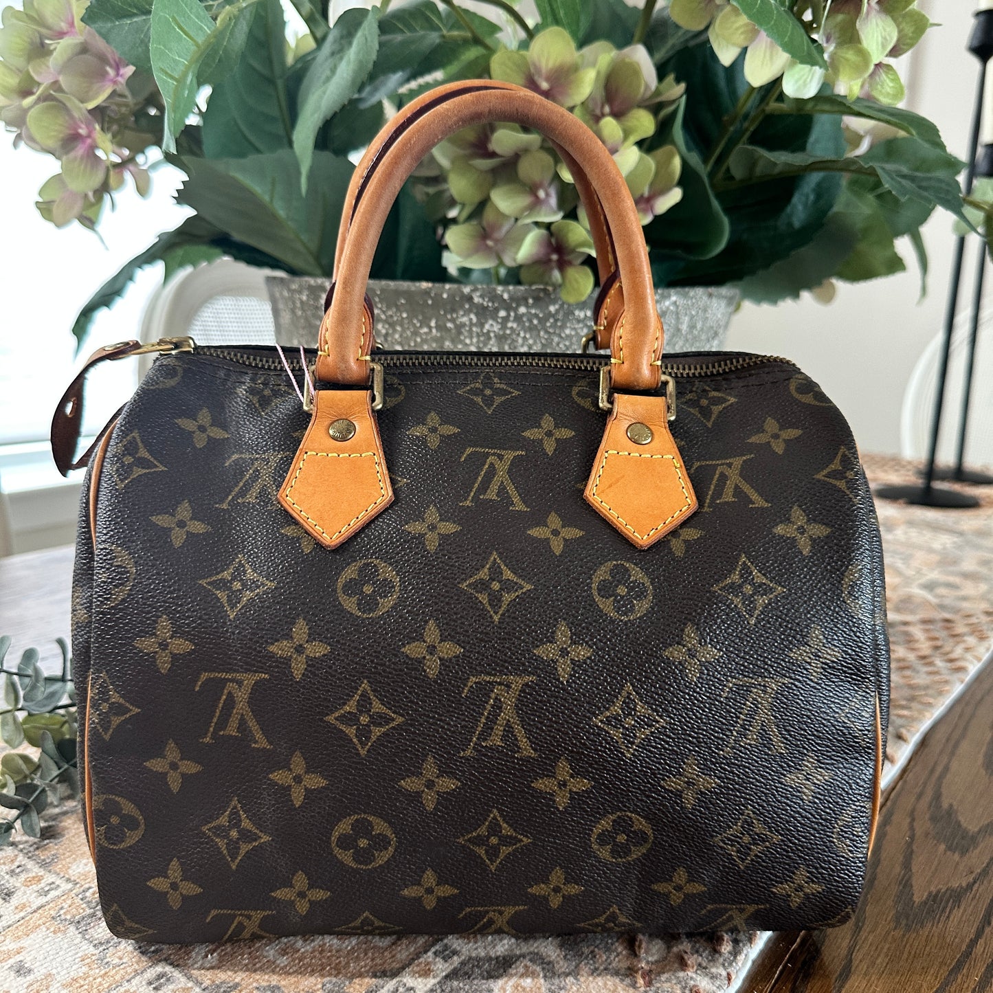 Louis Vuitton Speedy 25
