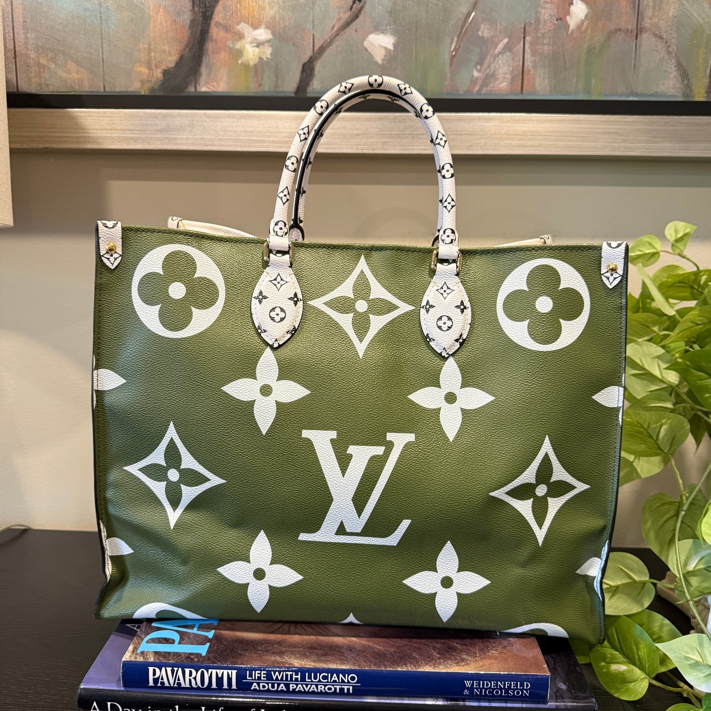 Louis Vuitton OnThe Go Limited Edition