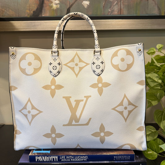Louis Vuitton OnThe Go Limited Edition