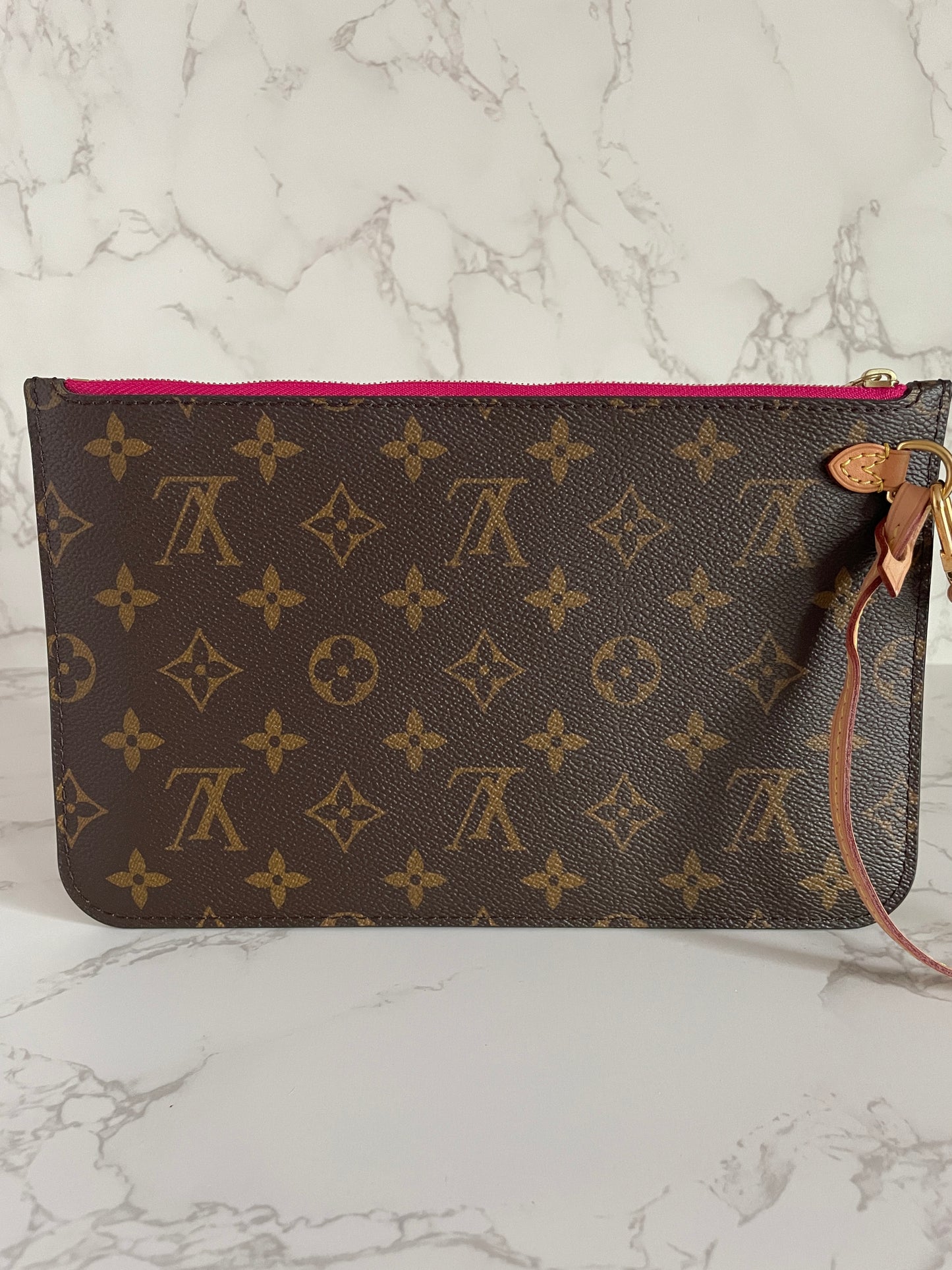 LOUIS VUITTON NEVERFULL GM POUCH