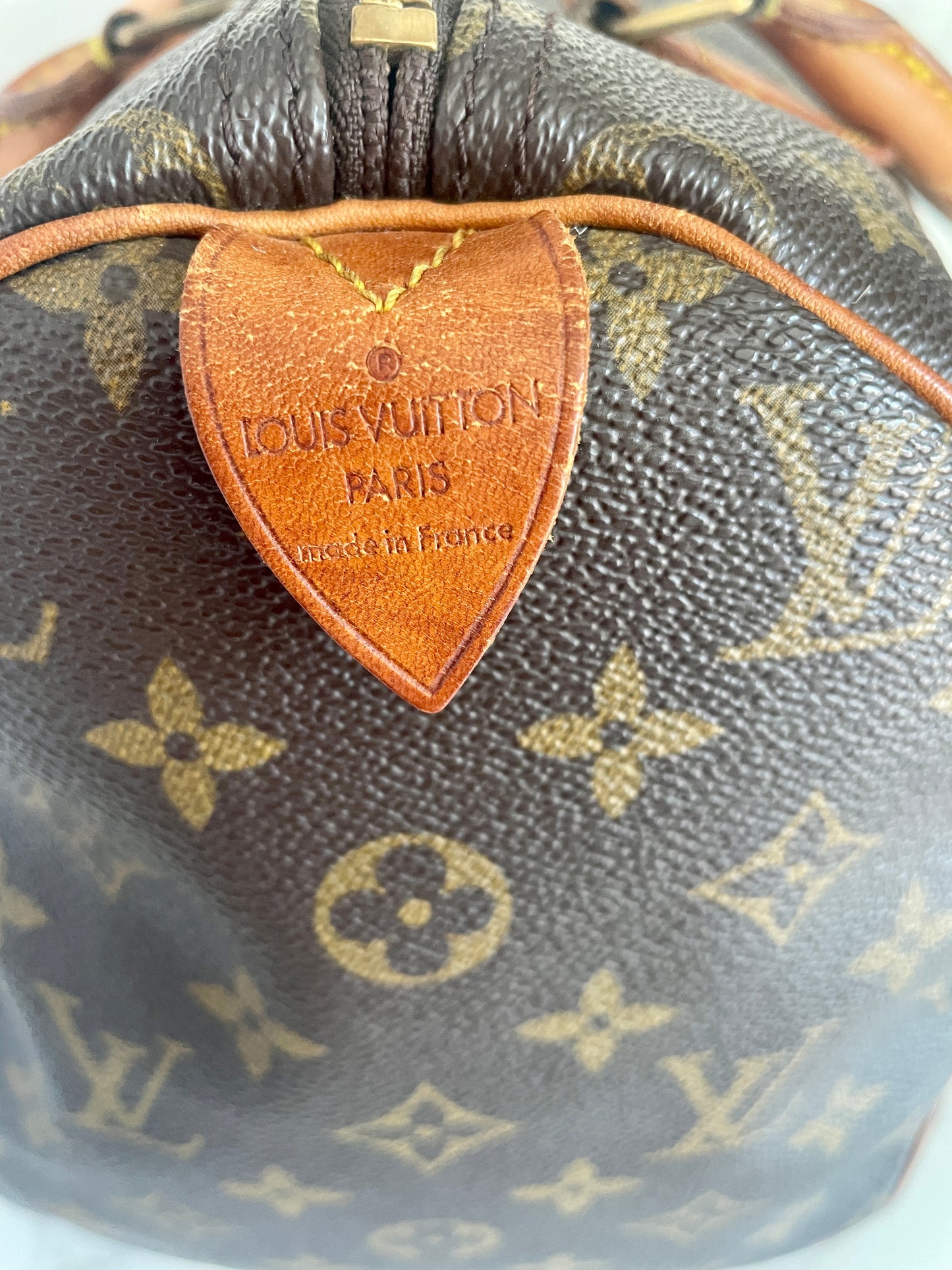 LOUIS VUITTON SPEEDY 30