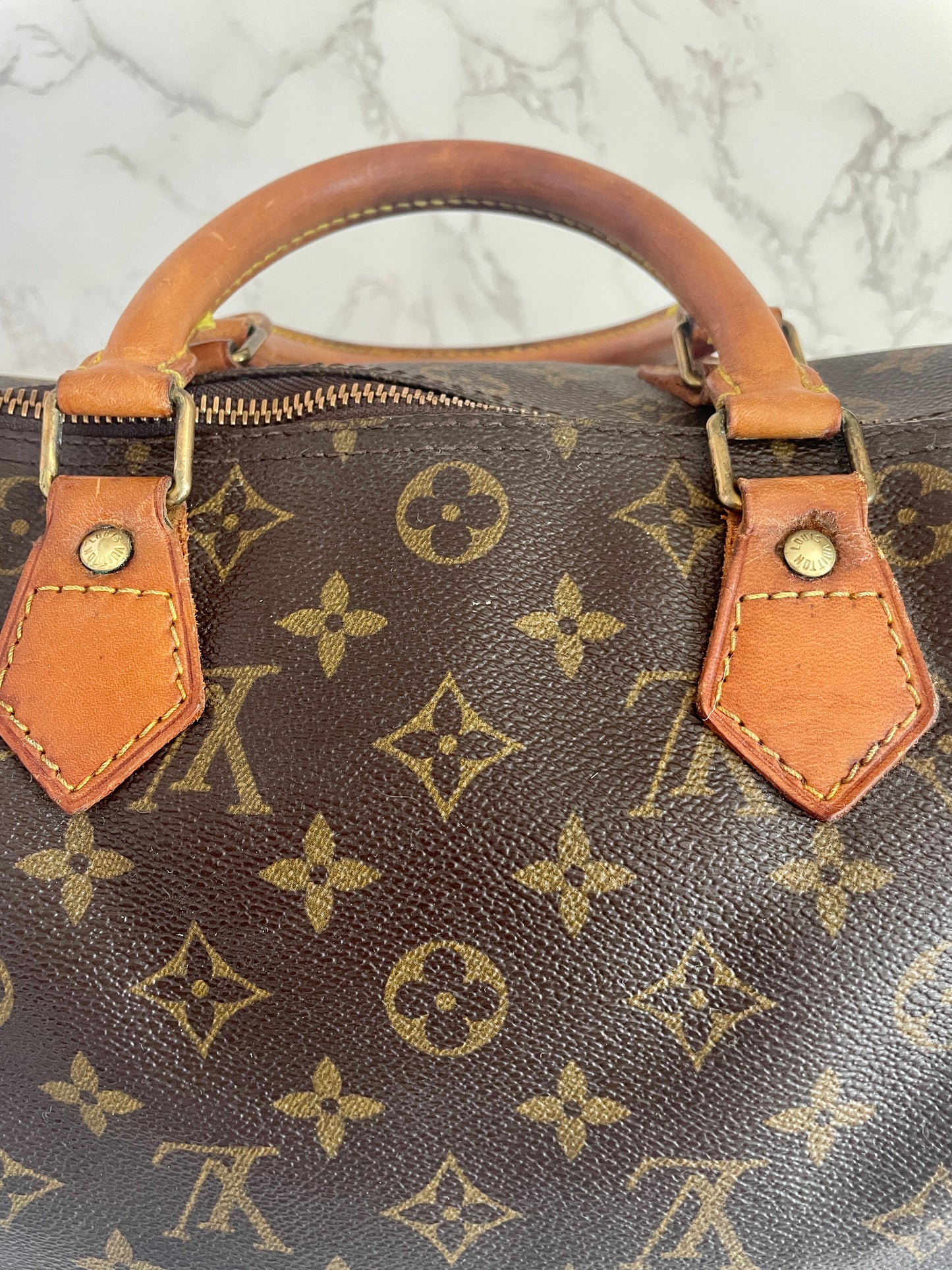 LOUIS VUITTON SPEEDY 30