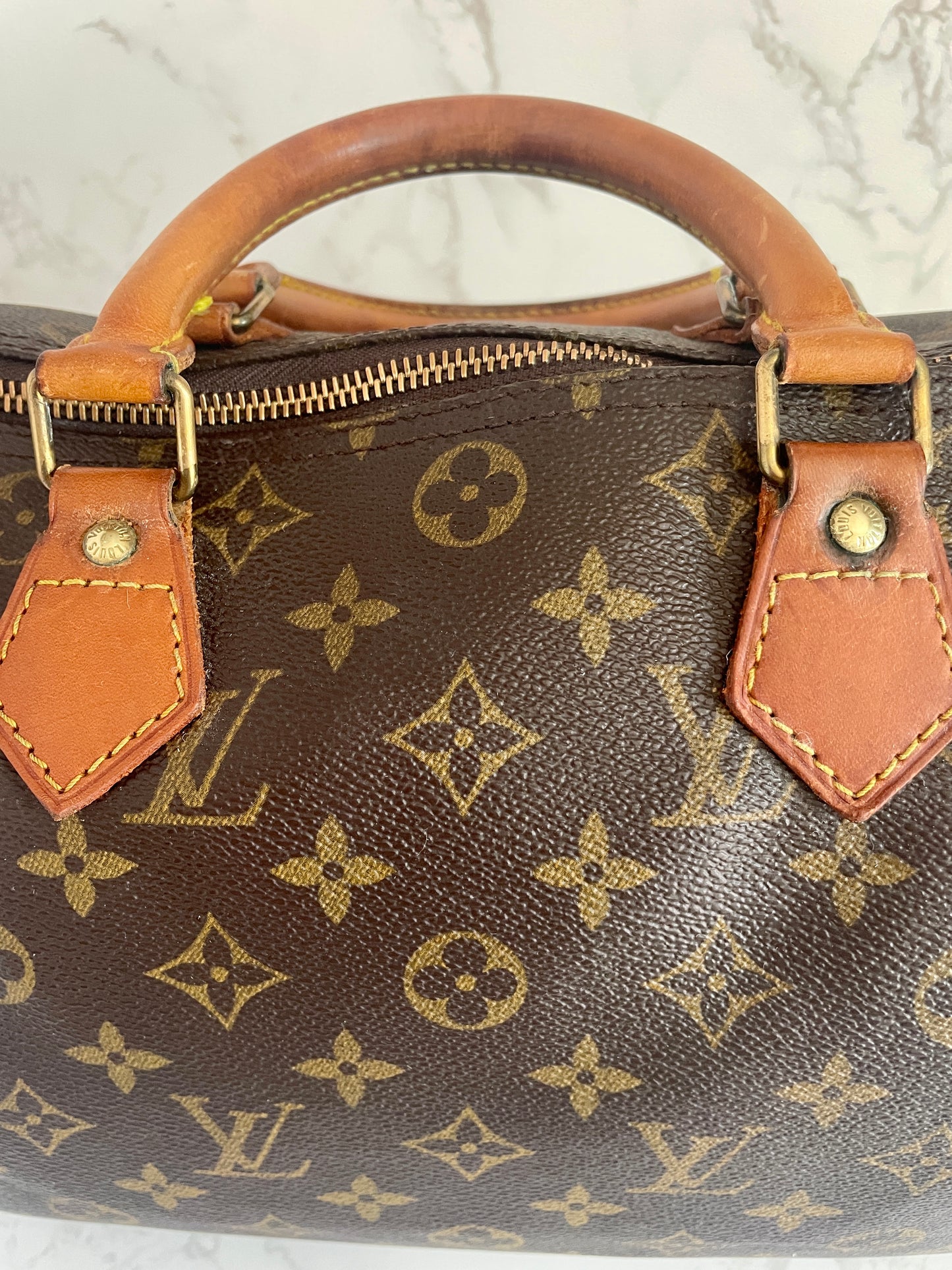 LOUIS VUITTON SPEEDY 30