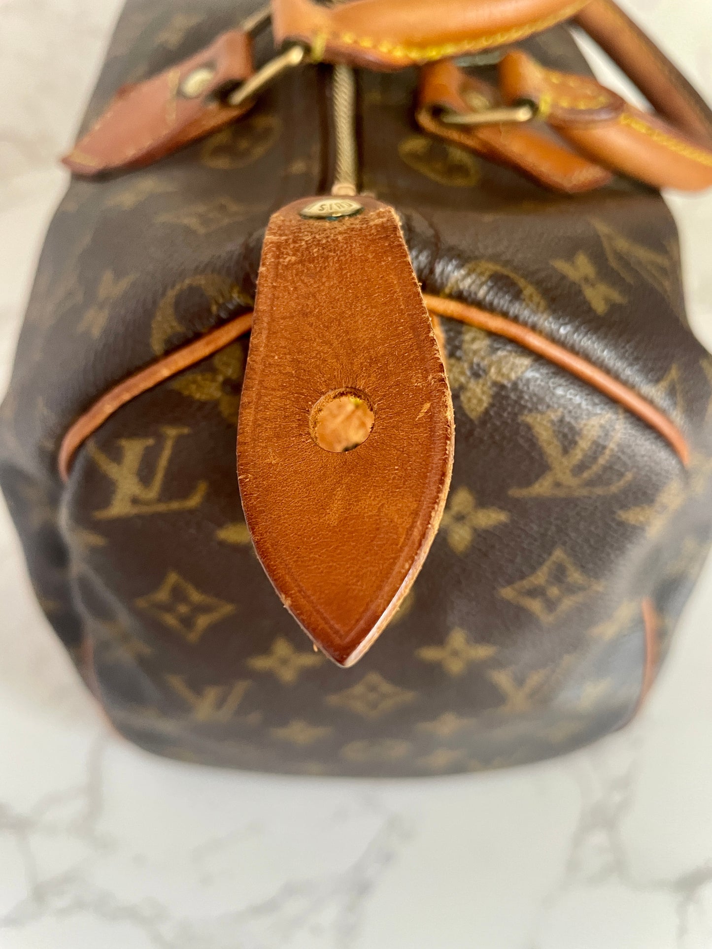 LOUIS VUITTON SPEEDY 30