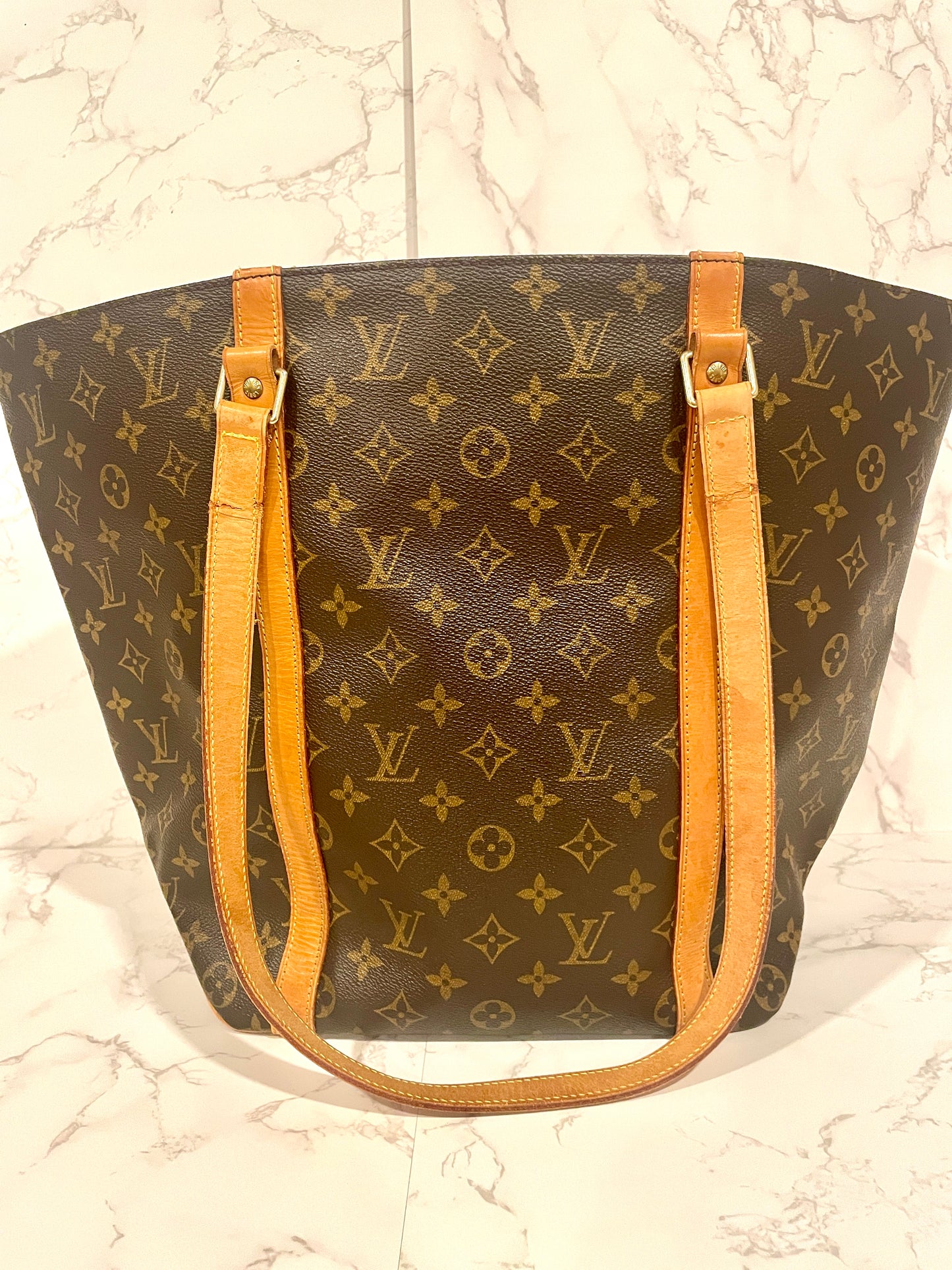 Louis Vuitton Sac Shopping Tote