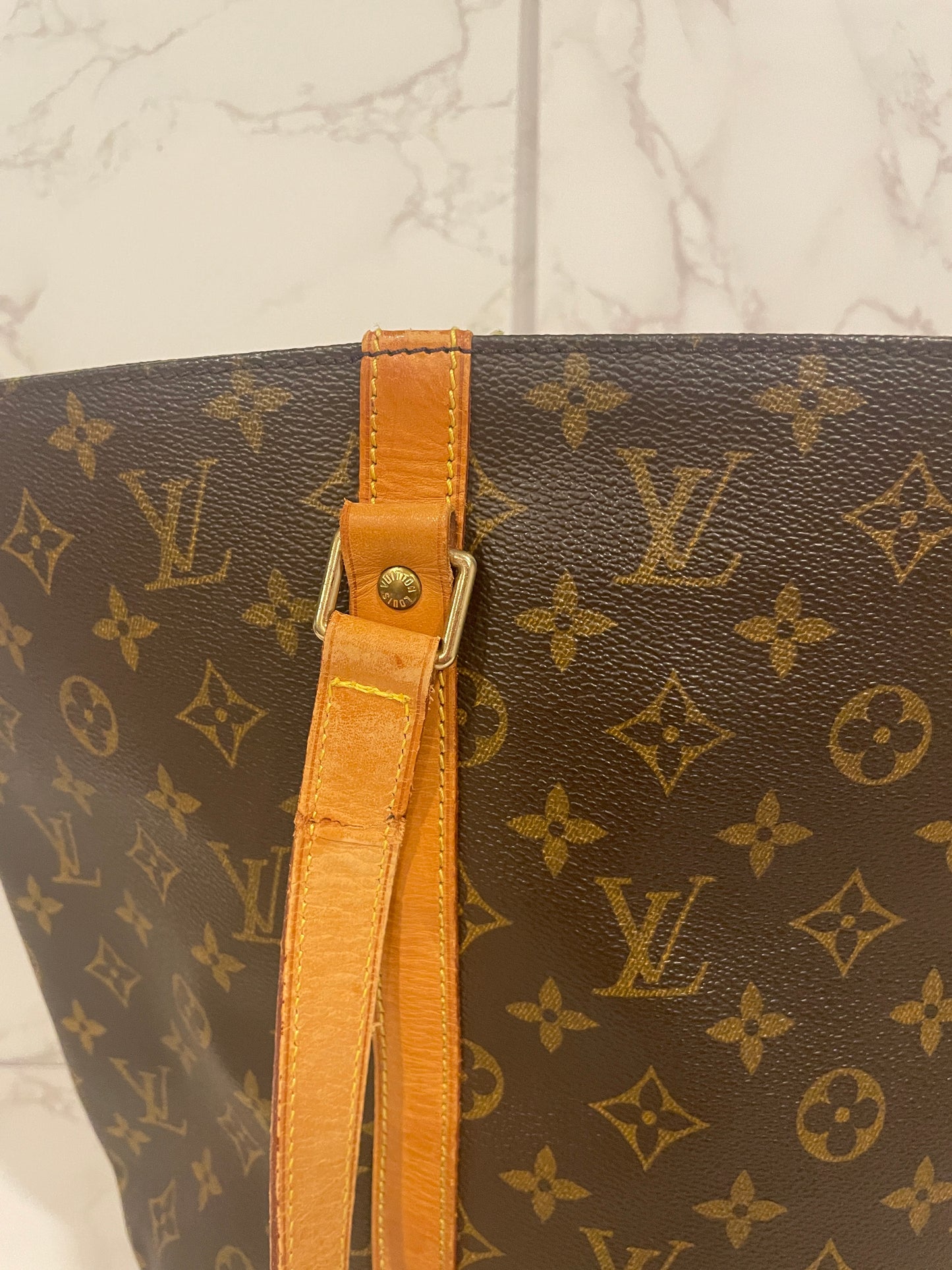 Louis Vuitton Sac Shopping Tote