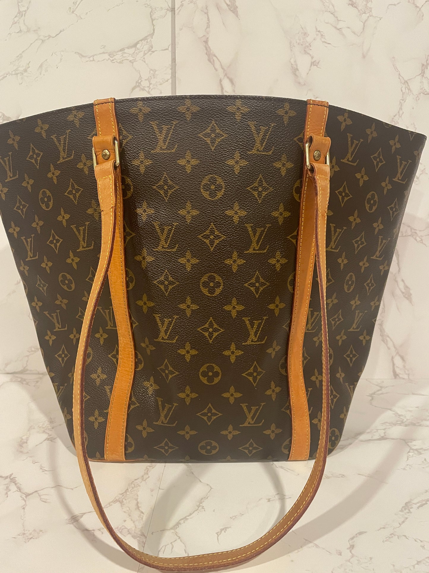 Louis Vuitton Sac Shopping Tote