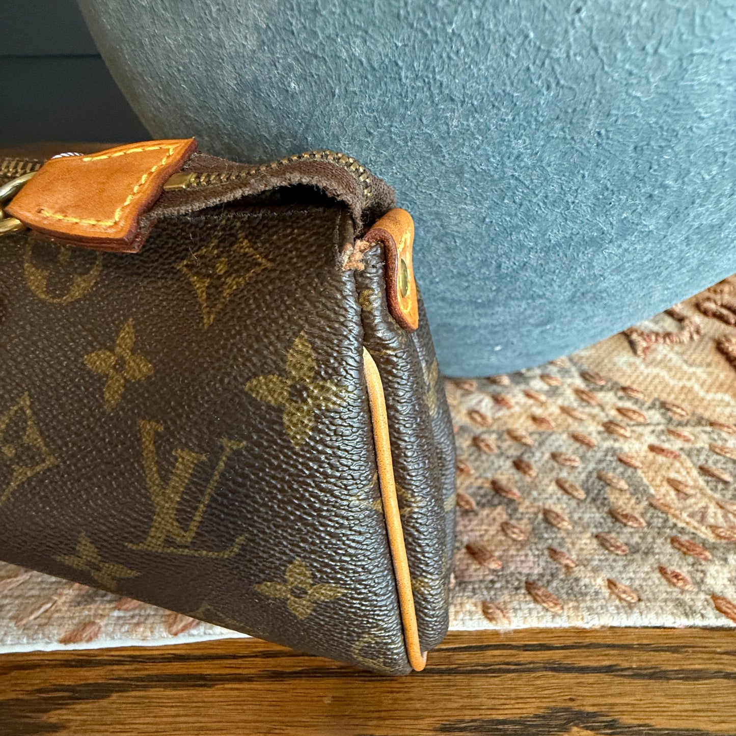 Louis Vuitton Eva