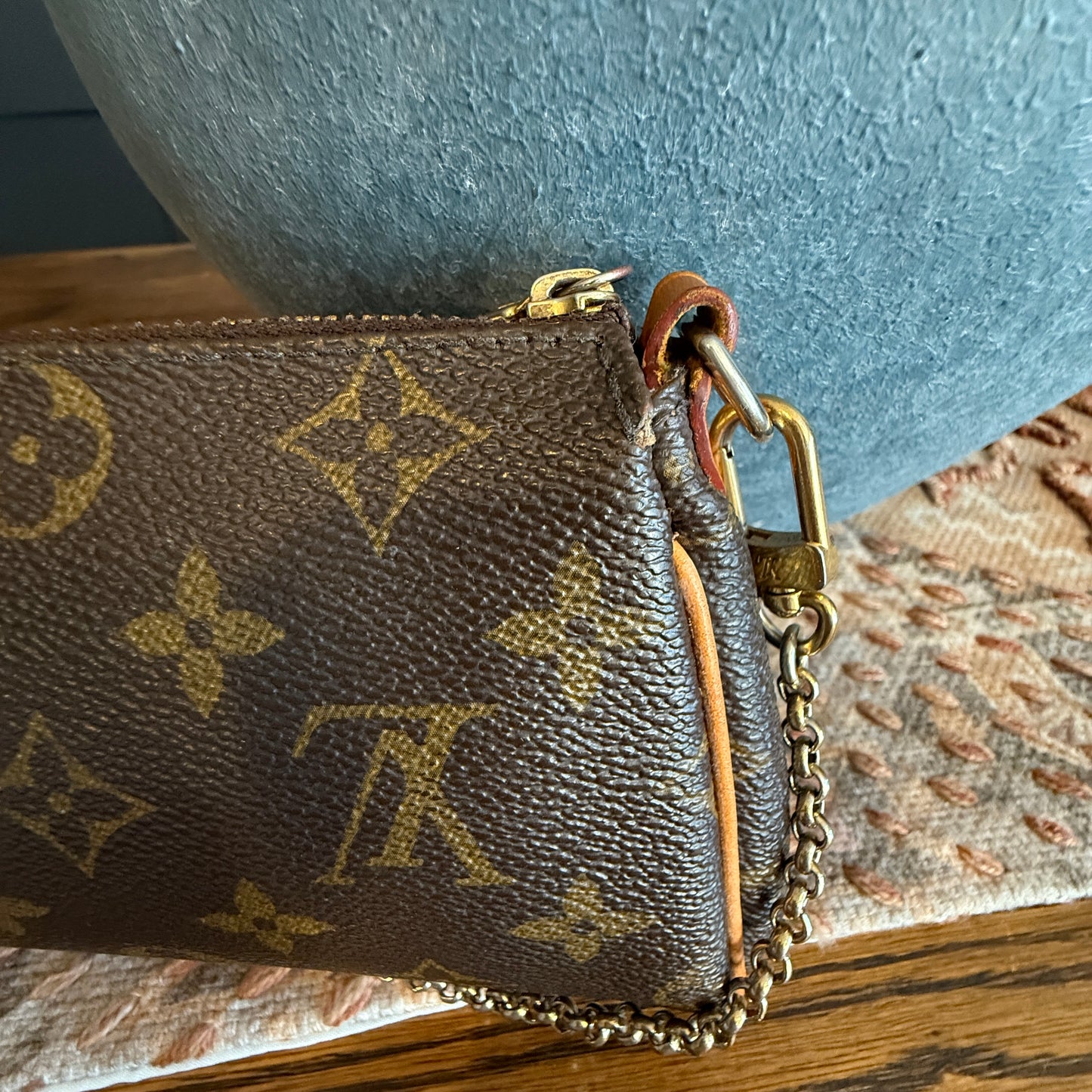 Louis Vuitton Eva