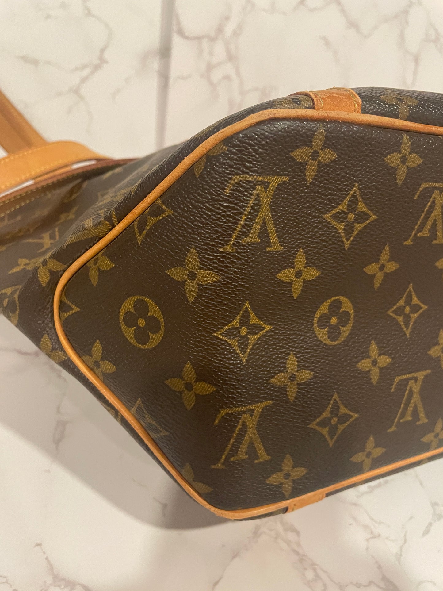 Louis Vuitton Sac Shopping Tote