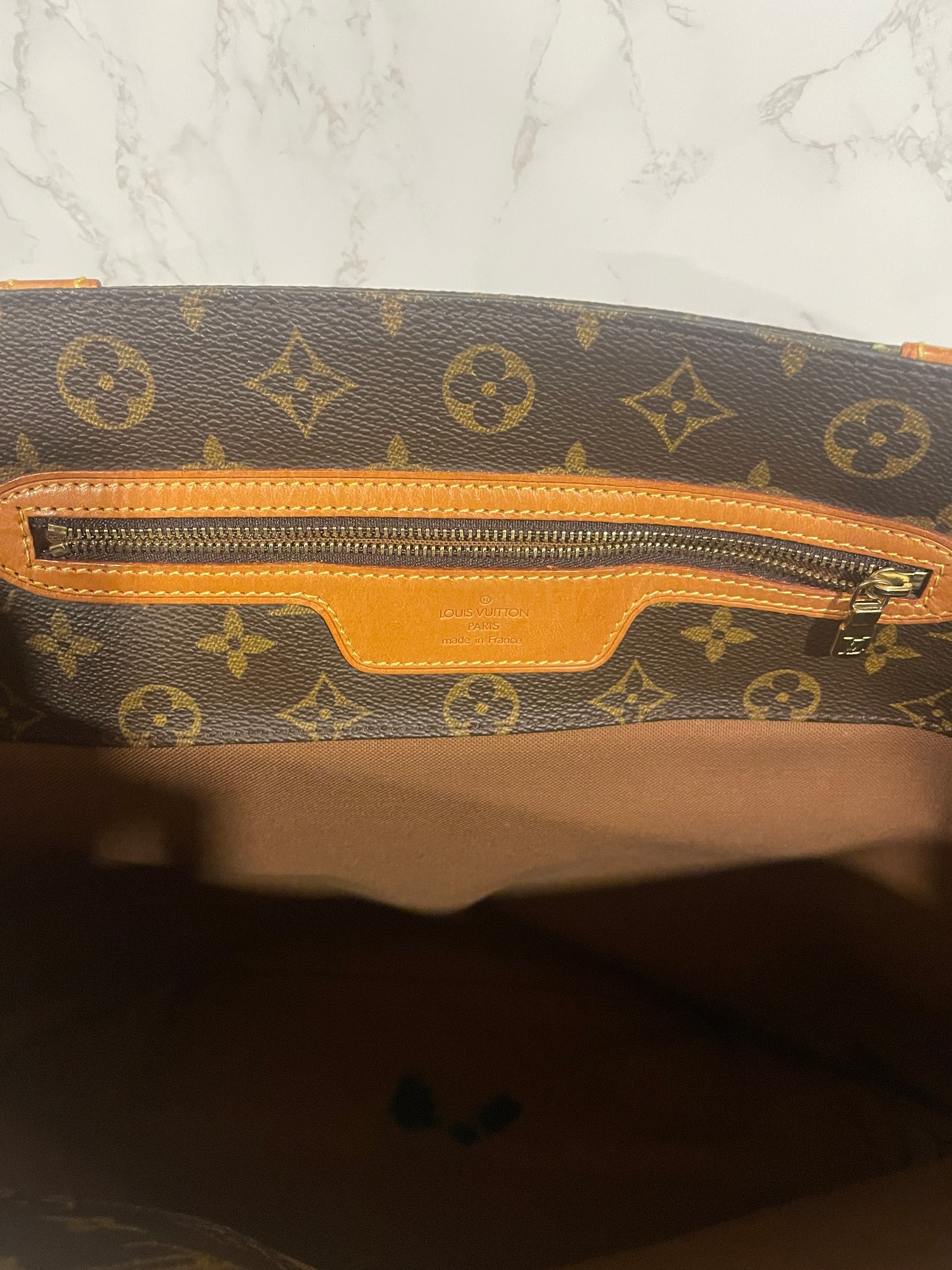 Louis Vuitton Sac Shopping Tote