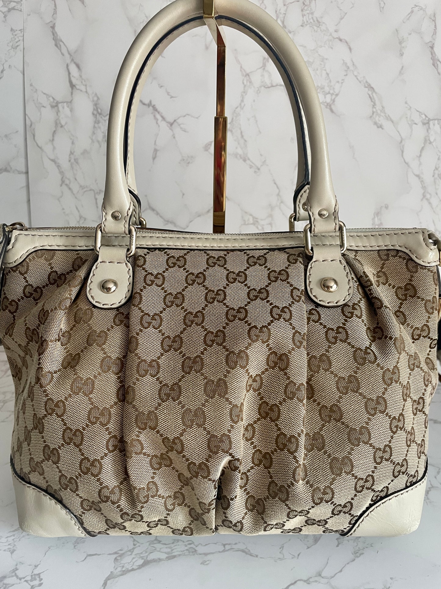 GUCCI CANVAS MEDIUM SUKEY CROSSBODY