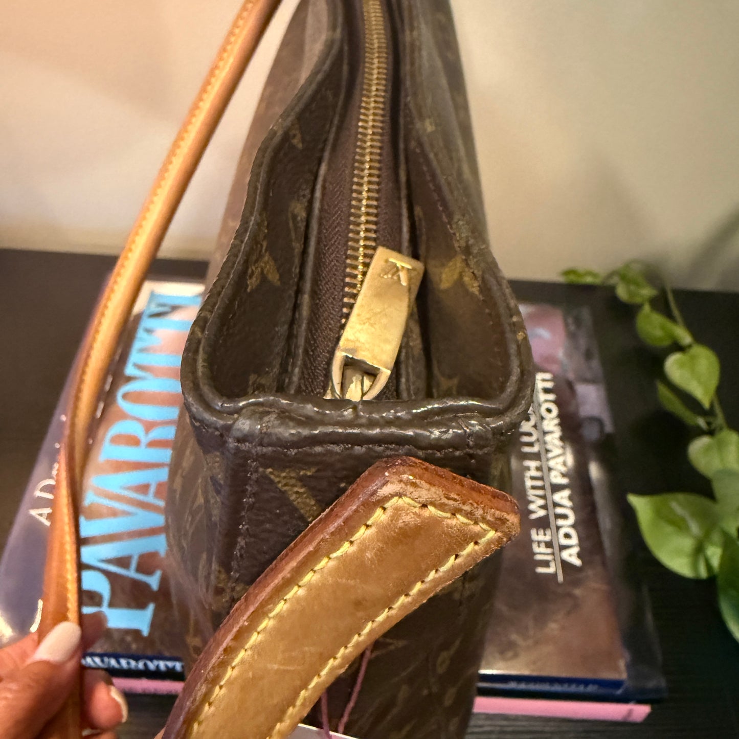 Louis Vuitton Looping GM