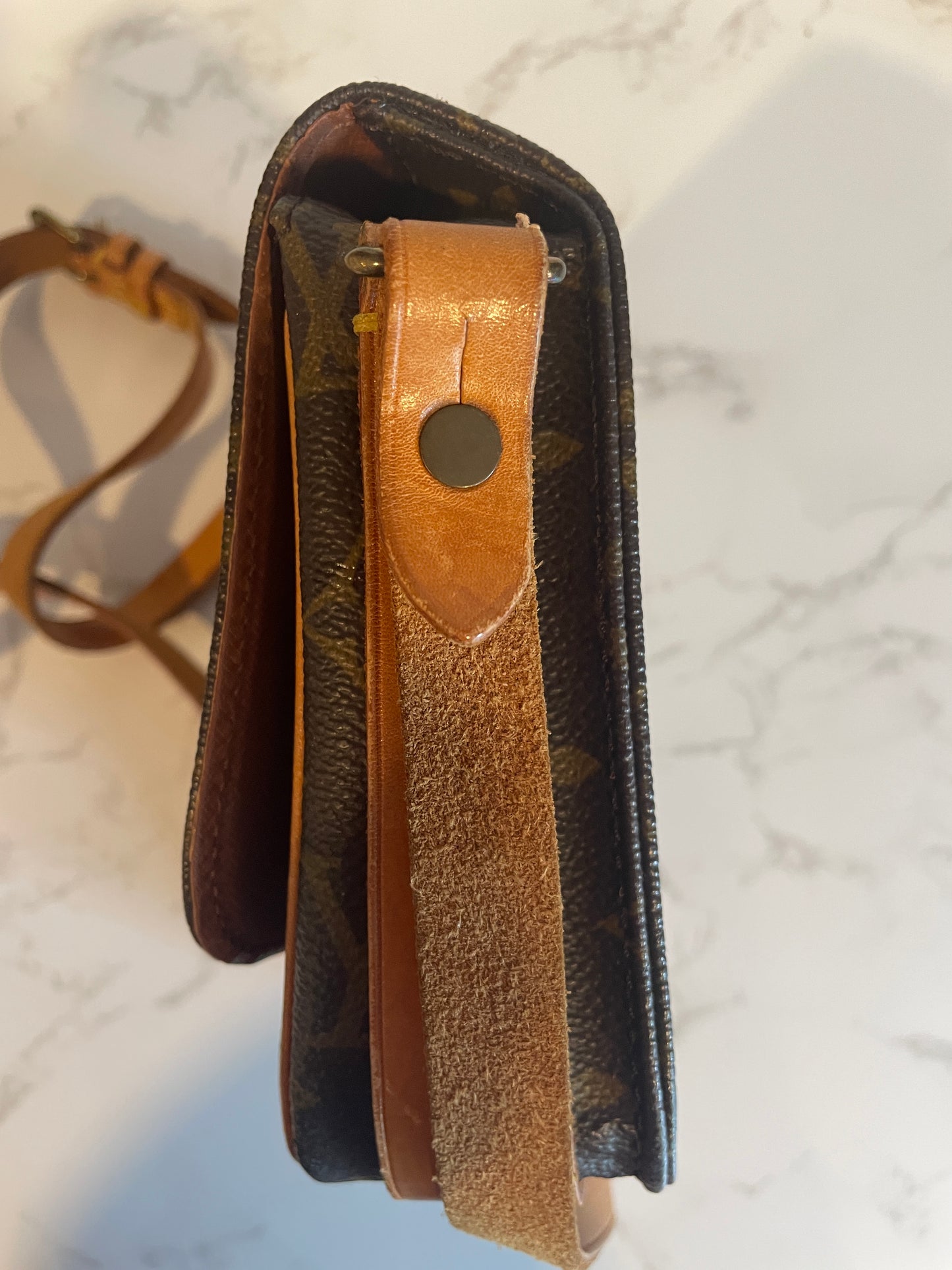 LOUIS VUITTON MINI CARTOUCHIERE